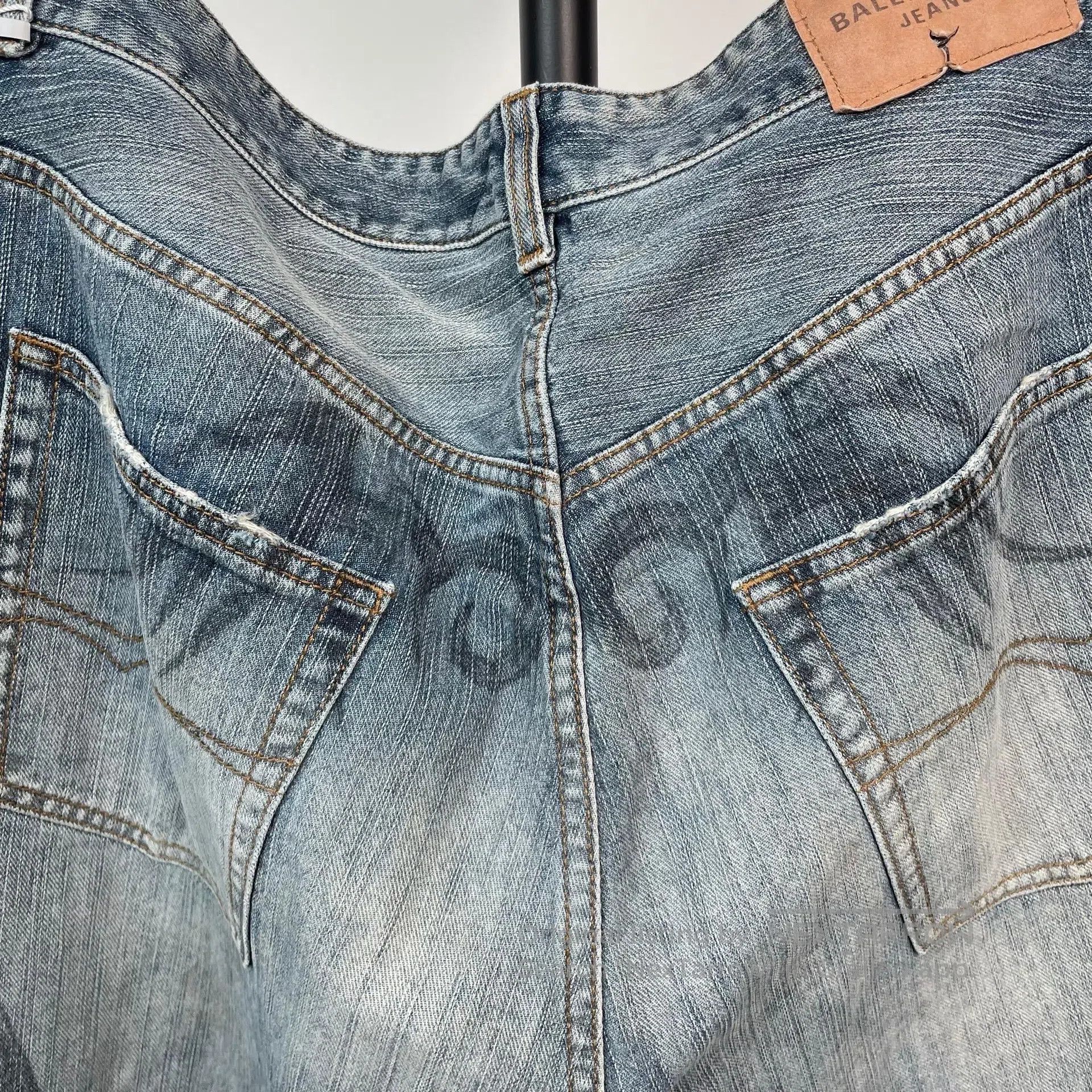 Balenciaga Balenciaga size S Dragon Patterned Drawcord Loose Denim Lo Size US 27 - 5 Thumbnail
