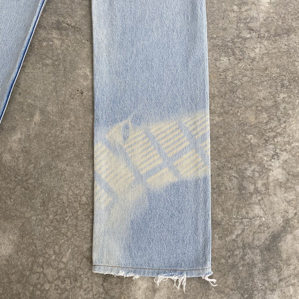 Levi's Size 27x29.5 Vintage 1990 Levis 501 Light Blue Denim Jeans Size US 27 - 19 Thumbnail