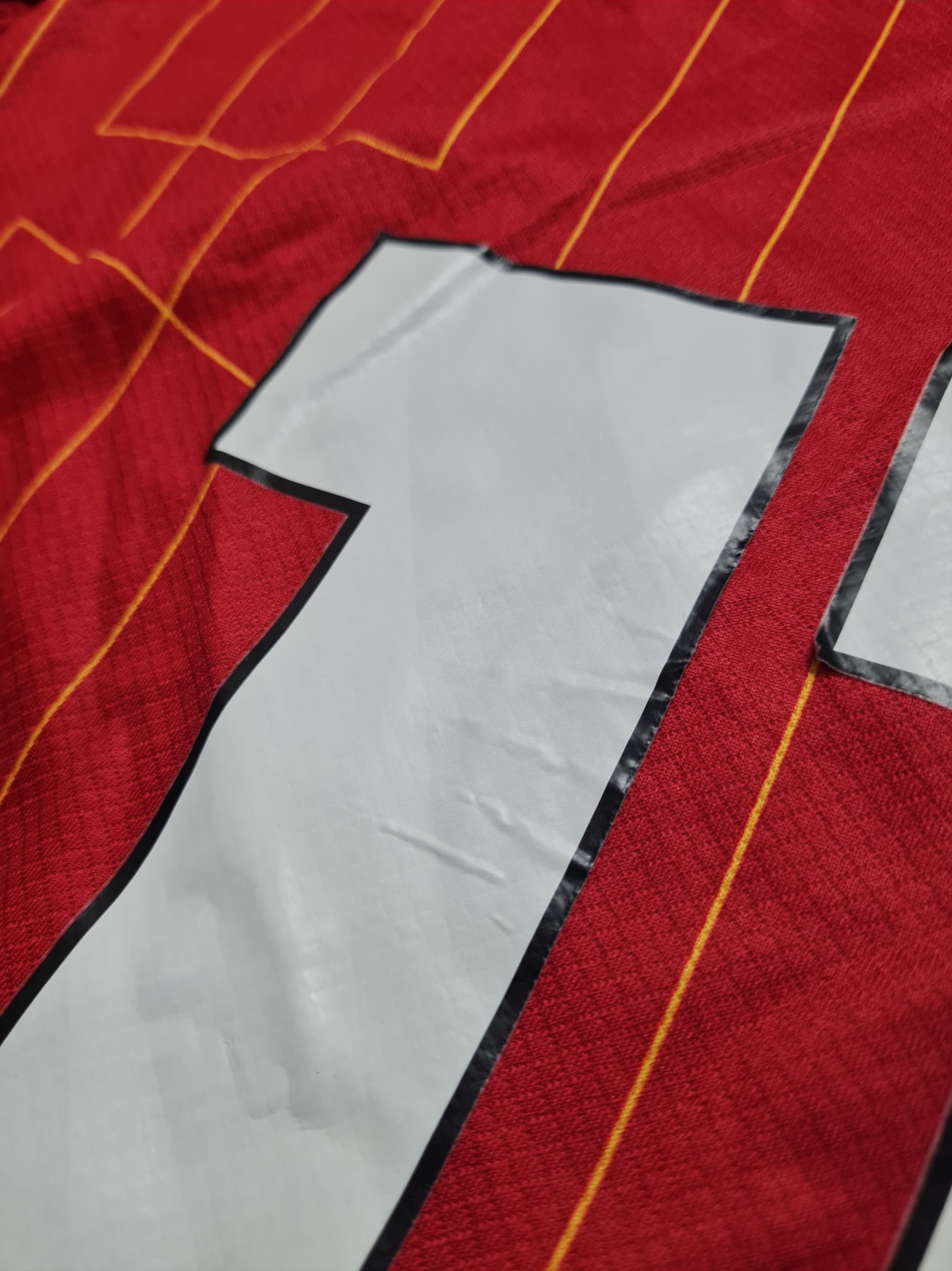 Nike Nike Liverpool 2024/2025 Home Shirt Soccer Red FN9154-688 Size US S / EU 44-46 / 1 - 17 Thumbnail