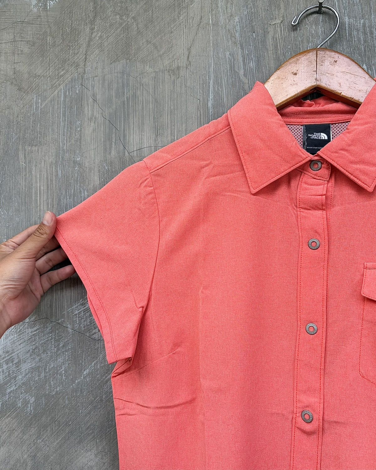 The North Face The North Face Button Up Shirt Size S / US 4 / IT 40 - 4 Thumbnail