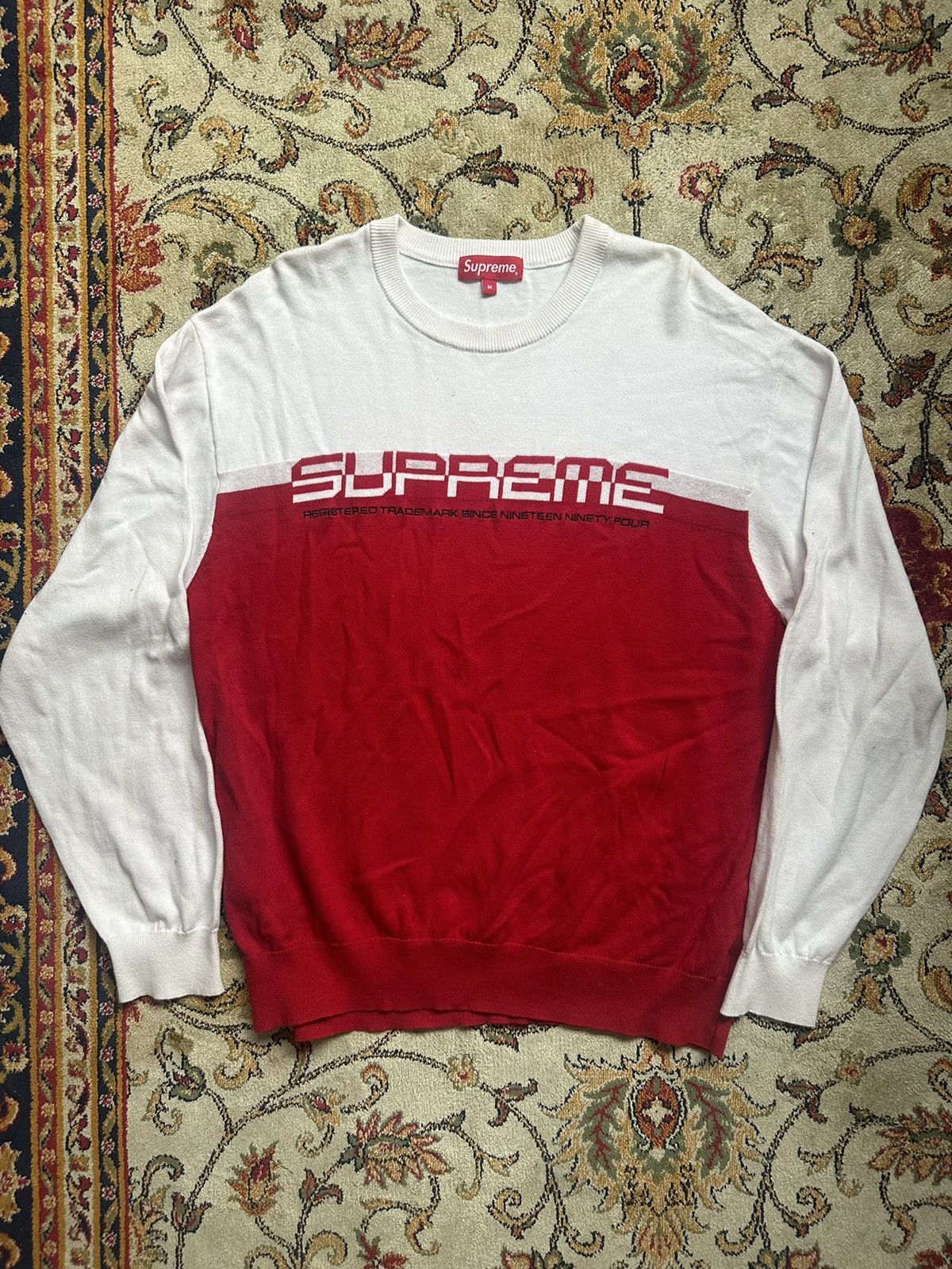 Supreme SUPREME SPLIT WHITE AND RED SWEATER Size US M / EU 48-50 / 2 - 1 Thumbnail