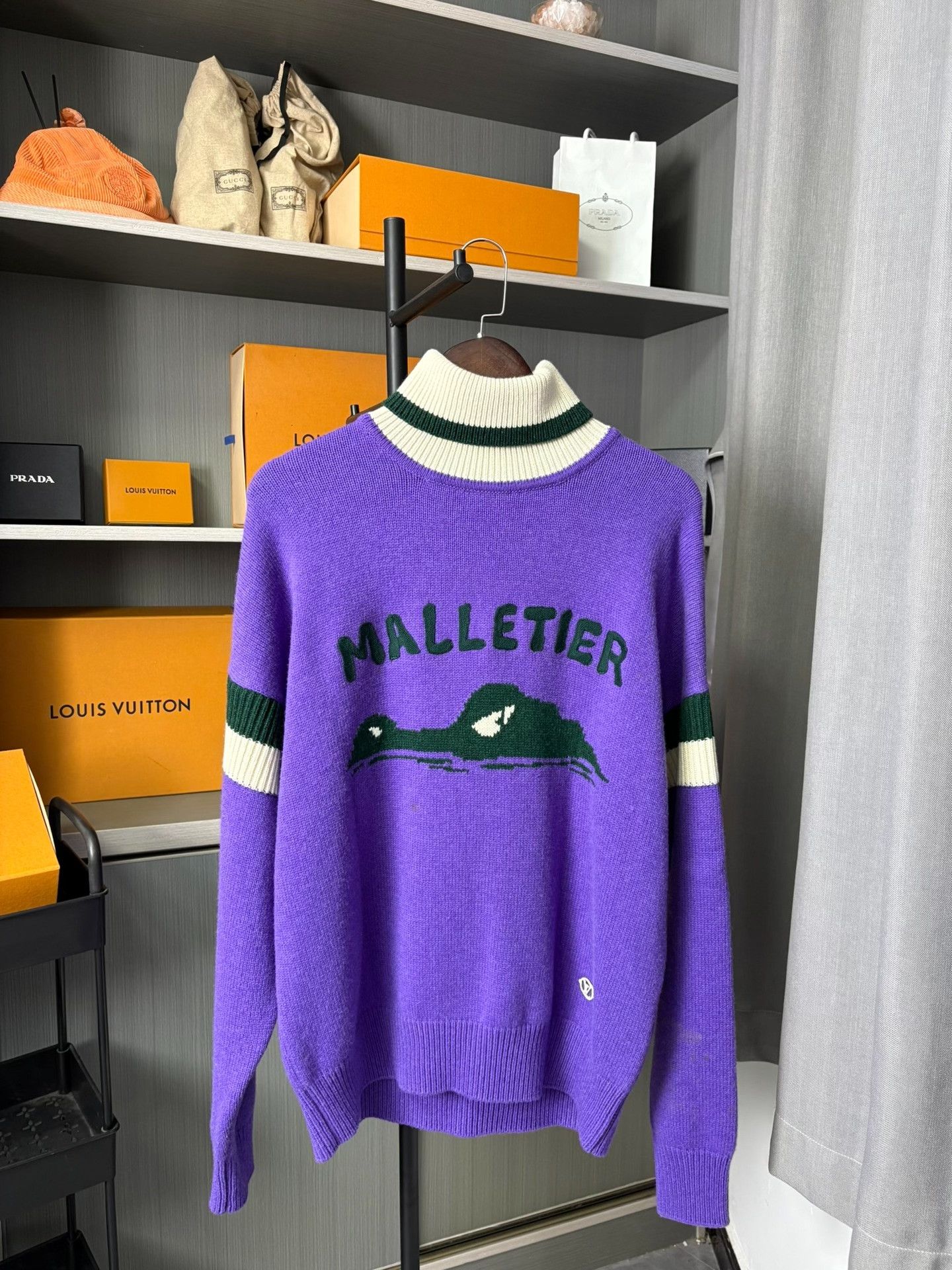 Louis Vuitton Louis Vuitton Purple Sweater S Men Size US S / EU 44-46 / 1 - 1 Thumbnail