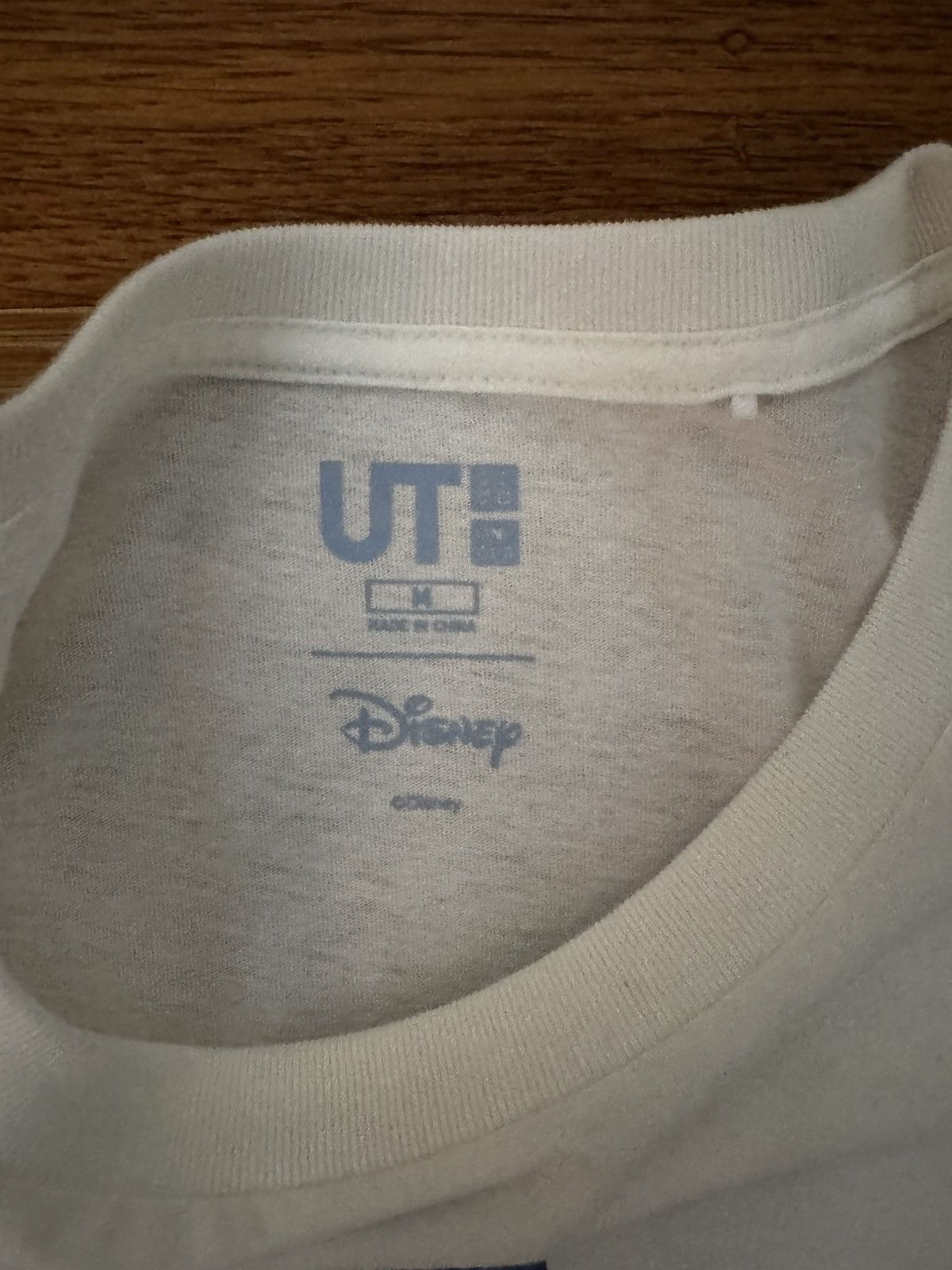 Uniqlo Uniqlo Disney Mickey T-Shirt White - size Medium Size US M / EU 48-50 / 2 - 2 Thumbnail