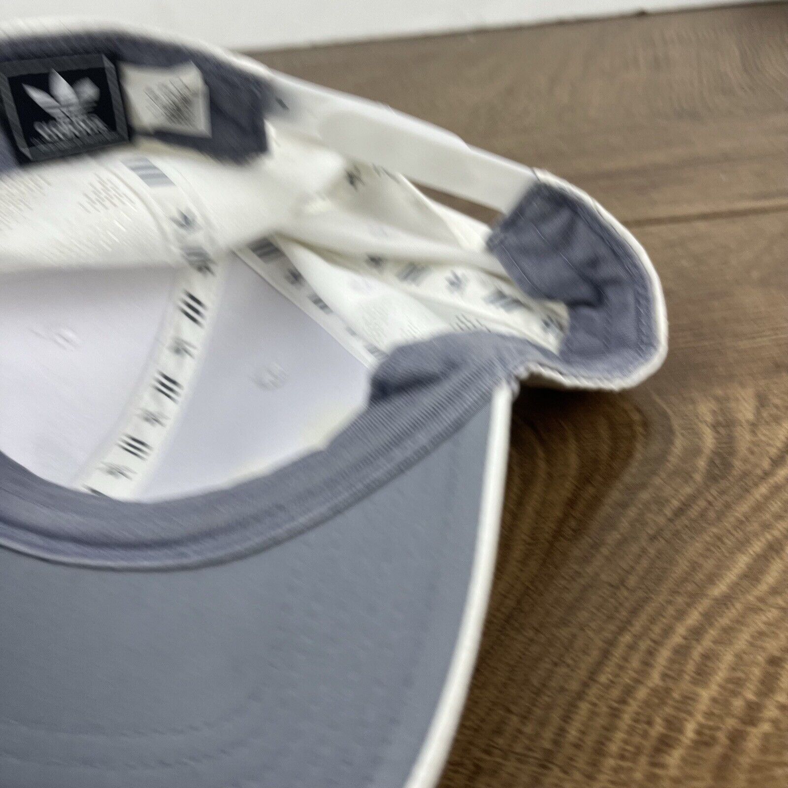 Adidas Adidas Snapback Hat Adidas Snapback Hat White Adjustable Hat Size ONE SIZE - 15 Thumbnail