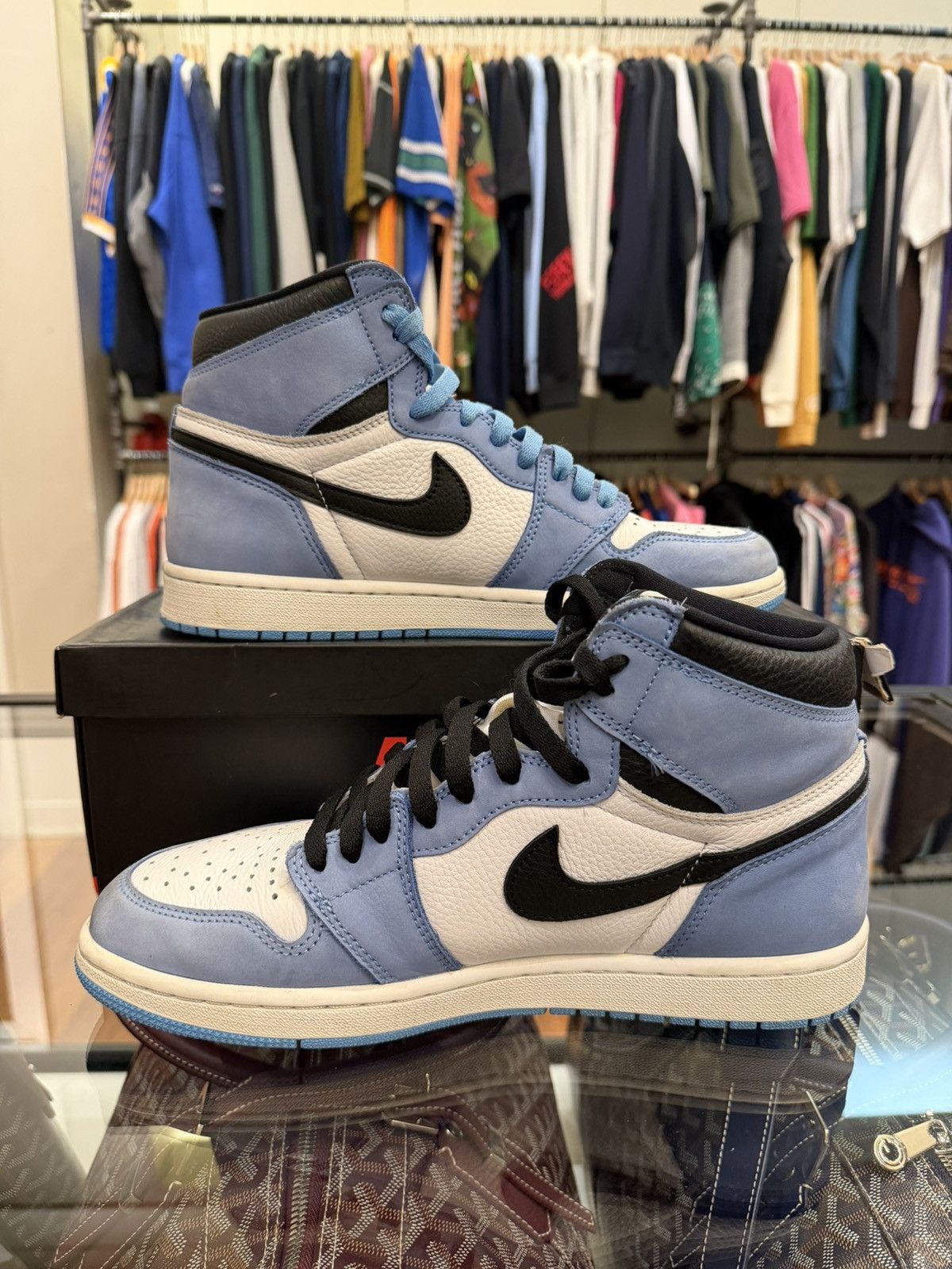 Jordan Brand Jordan 1 Retro High OG University Blue Size US 10 / EU 43 - 2 Thumbnail