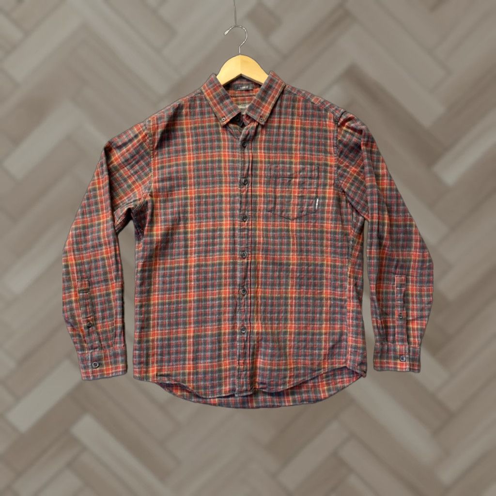 Eddie Bauer Eddie Bauer Shirt Mens M Cotton Red Plaid Well Made 16213 Button Front Collared Pockets Classic Outdoor Size US M / EU 48-50 / 2 - 1 Thumbnail