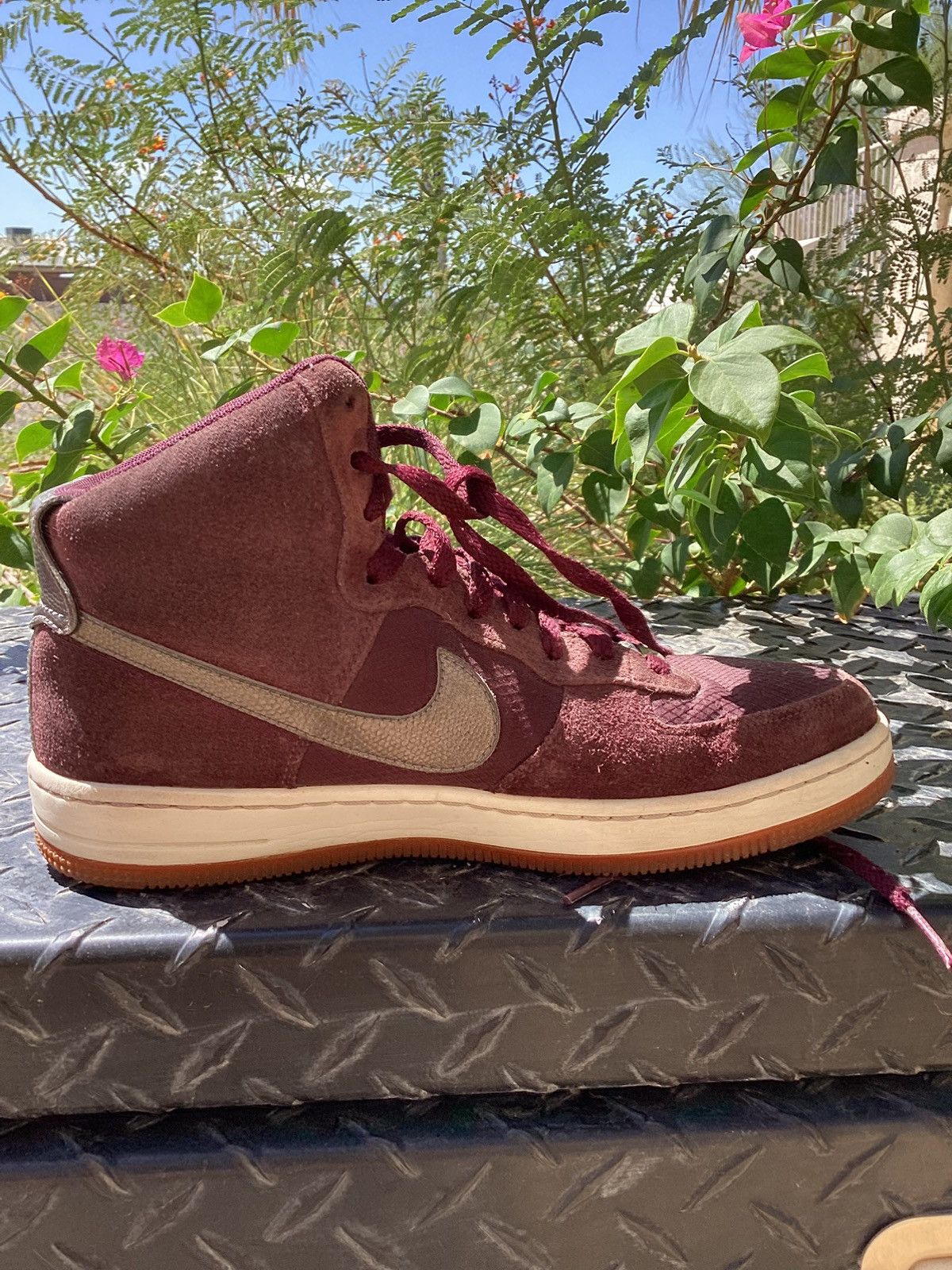 Nike Nike Air Force 1 Ultraforce High burgudy US sz 7.5 used shoe Size US 7.5 / EU 40-41 - 2 Thumbnail