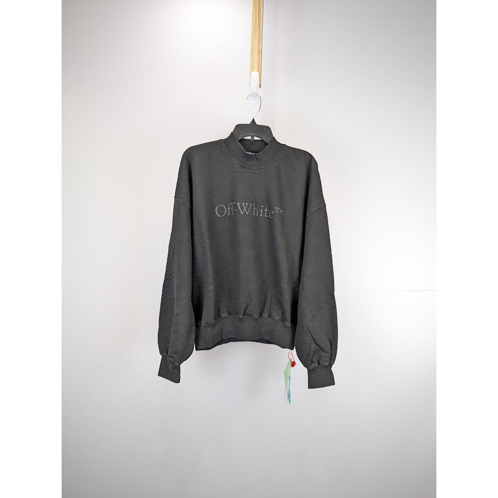 Off-White o1rshd1 Bookish Laund Boxy Crewneck in Black Size US XL / EU 56 / 4 - 1 Thumbnail