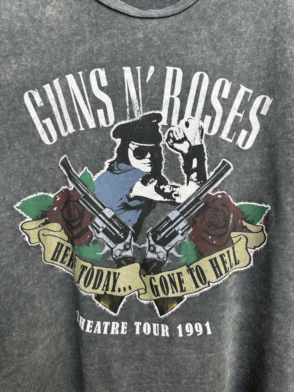 Guns N' Roses Guns N Roses T-Shirt 1991 Theatre Tour Graphic Rock Band Tee Size US L / EU 52-54 / 3 - 7 Thumbnail