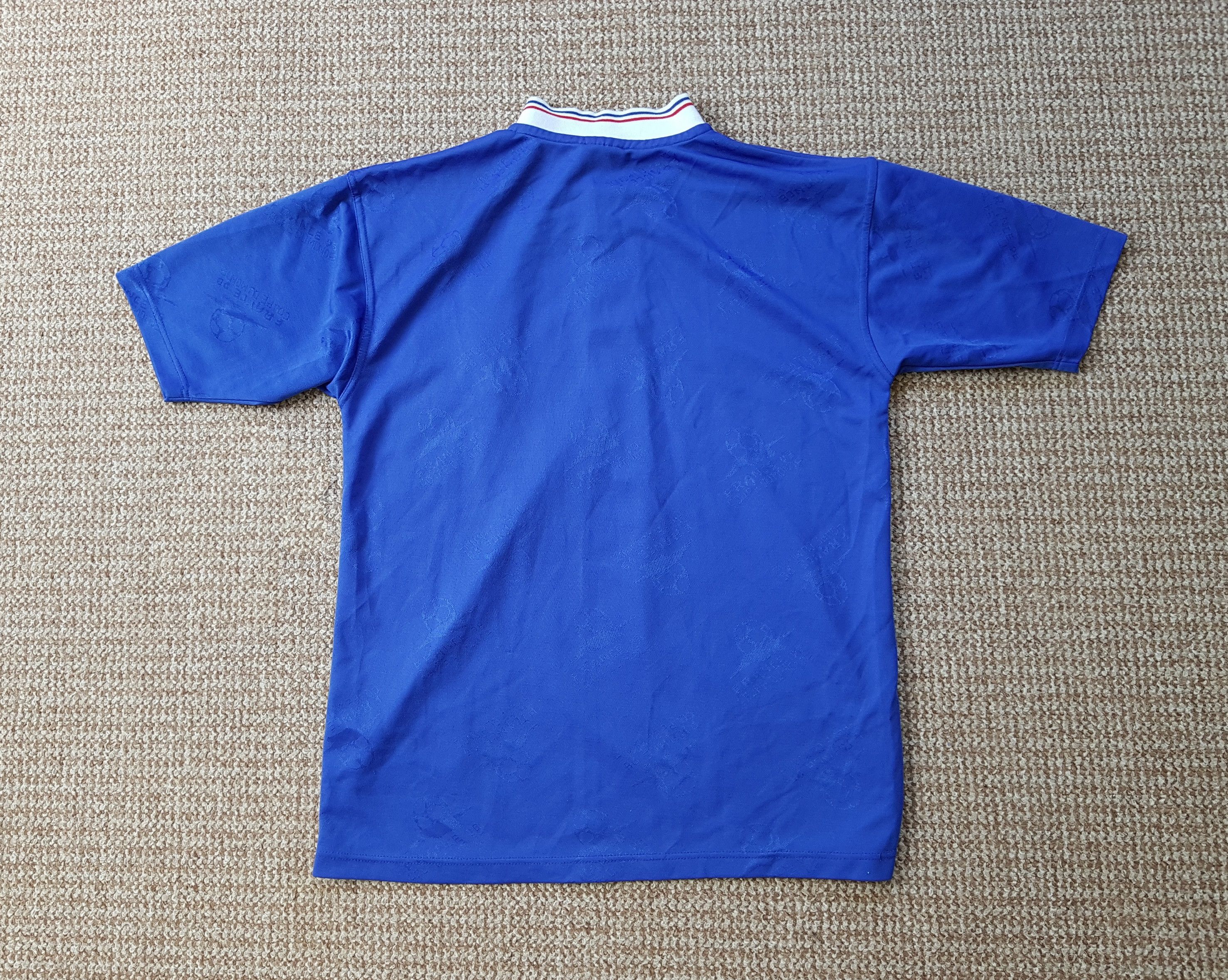 Vintage FRANCE 98 COUPE DU MONDE/WORLD CUP soccer football jersey Size US M / EU 48-50 / 2 - 2 Thumbnail