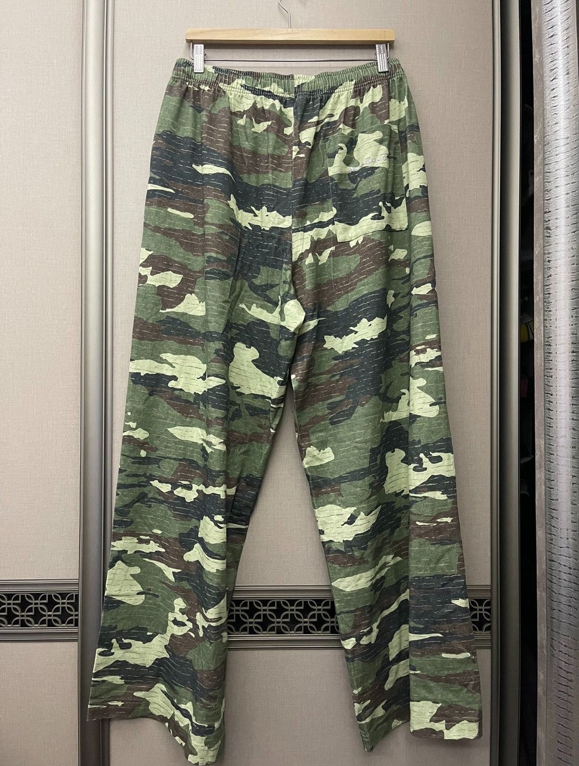 Acne Studios Acne Studios camo pants Size US 32 / EU 48 - 2 Thumbnail
