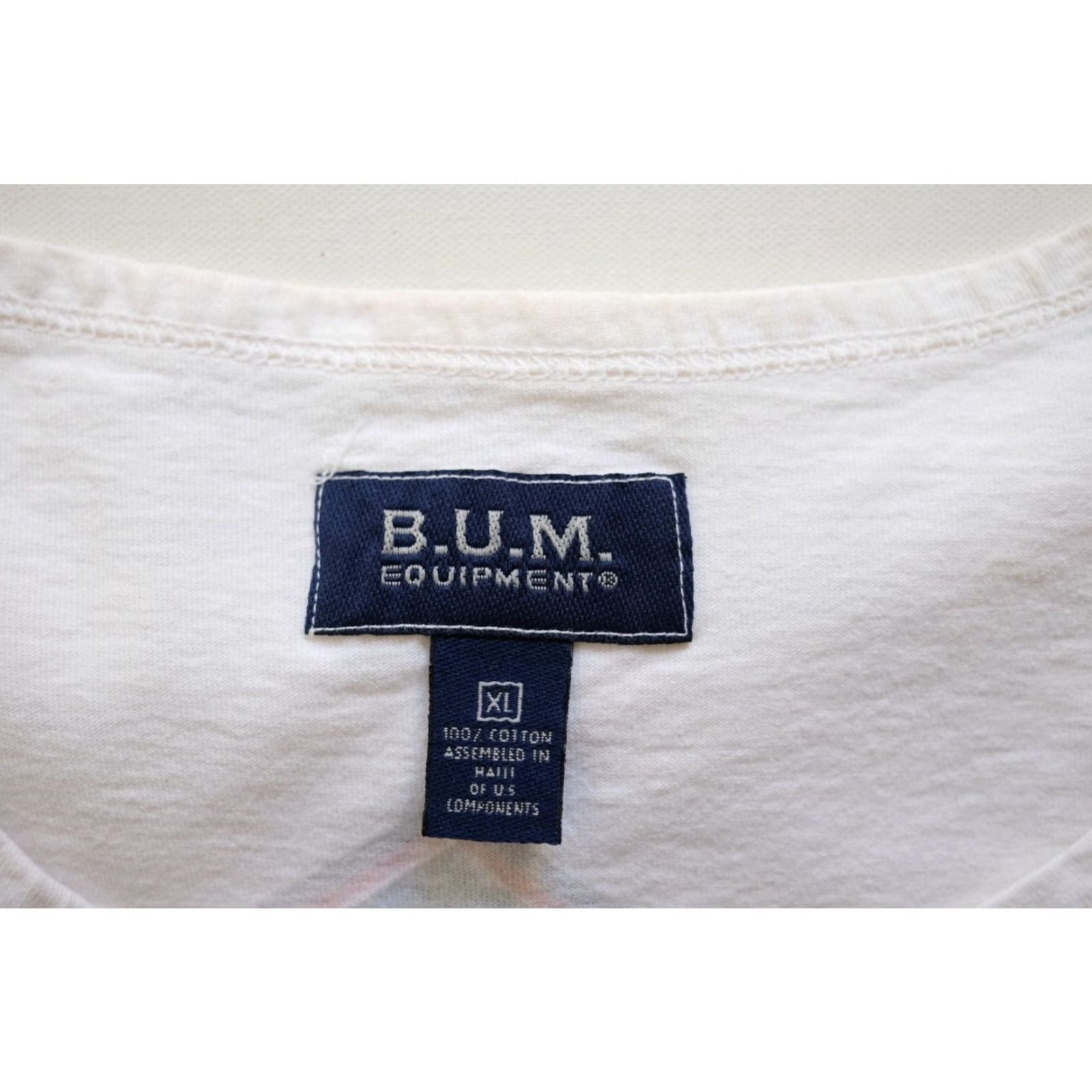 Vintage VINTAGE B.U.M. EQUIPMENTS SURF OUTDOOR VTG 90s RETRO GRAPHIC TANK TOP T SHIRT XL SIZE WHITE MEN T-SHIRT Size US XL / EU 56 / 4 - 6 Thumbnail