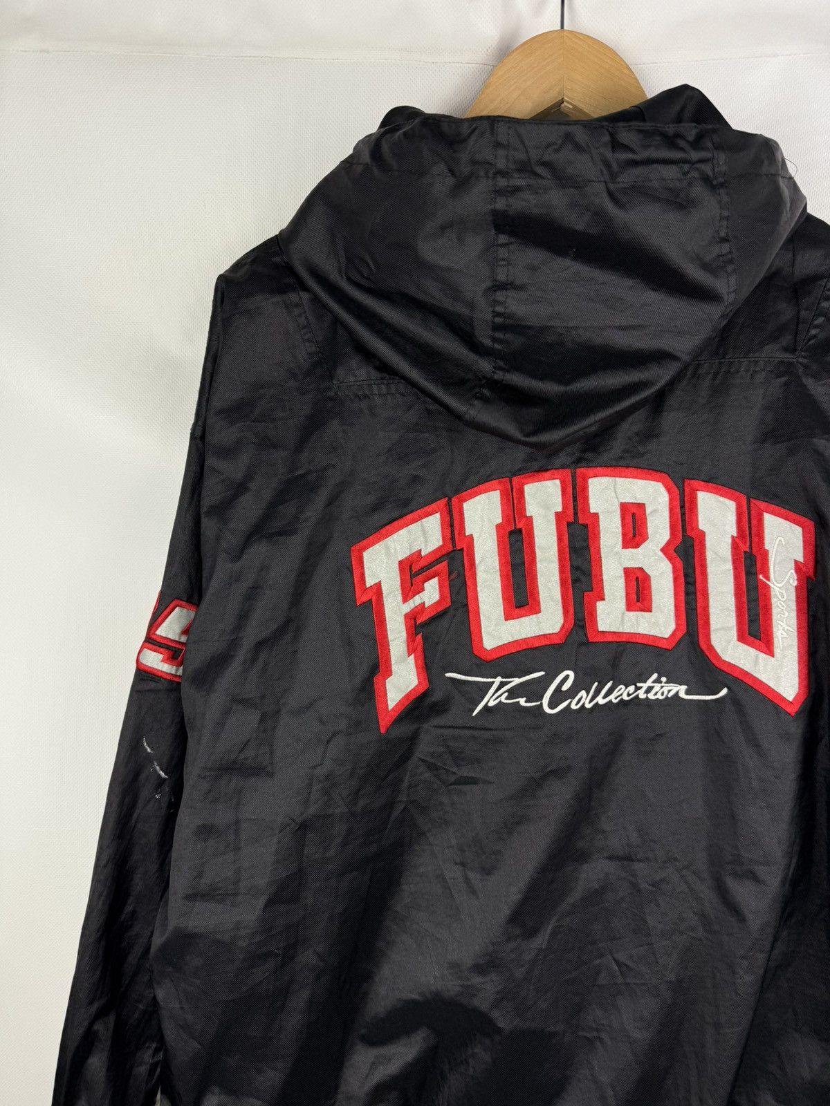 Fubu Fubu Sports Vintage Rap Big Logo Hooded Windbreaker Jacket Size US XXL / EU 58 / 5 - 14 Thumbnail