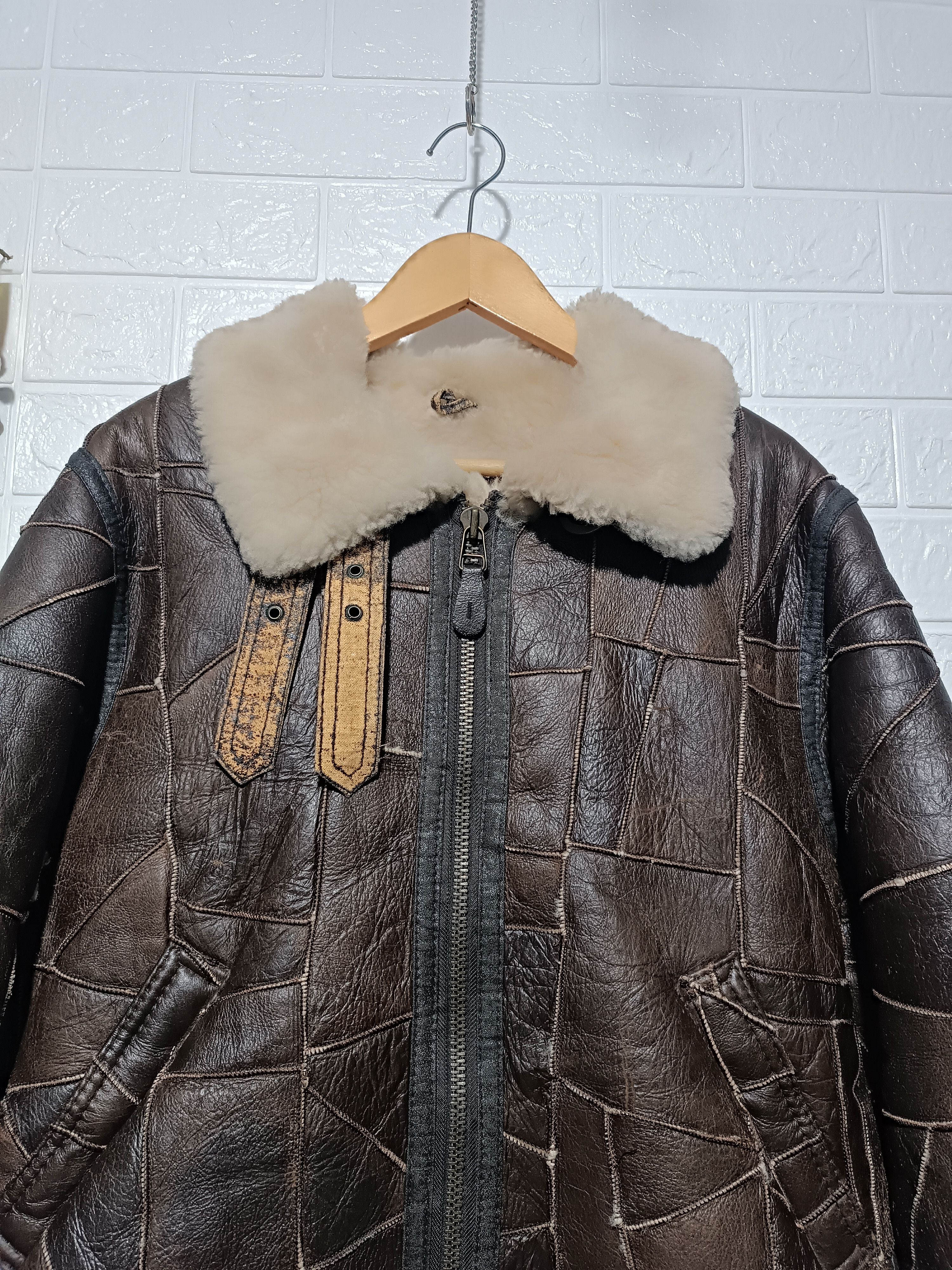 Vintage Real Mounton Crust B-3 B3 Flight Jacket Sheepskin Patchwork Size US M / EU 48-50 / 2 - 4 Thumbnail