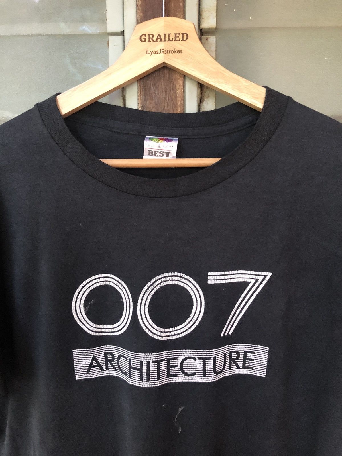 Vintage Vintage Target 007 James Bond Film Series Shirt Tee Rare Size US L / EU 52-54 / 3 - 3 Thumbnail
