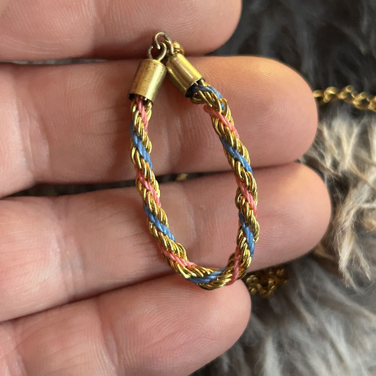 Vintage Vintage pink blue and gold braided loop pendant necklace Size ONE SIZE - 5 Thumbnail