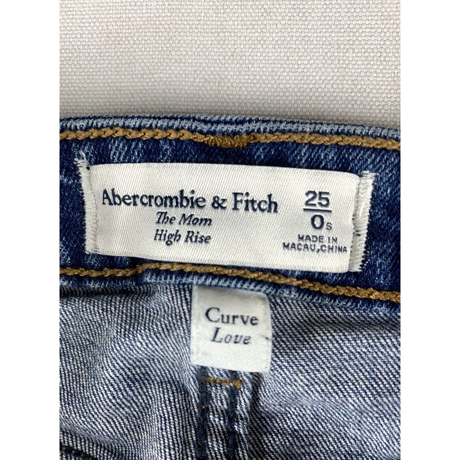 Abercrombie & Fitch ABERCROMBIE FITCH JEANS THE MOM HIGH RISE CURVE LOVE BLUE 0 25 25X23 WOMEN Size 25" / US 0 / IT 36 - 2 Thumbnail
