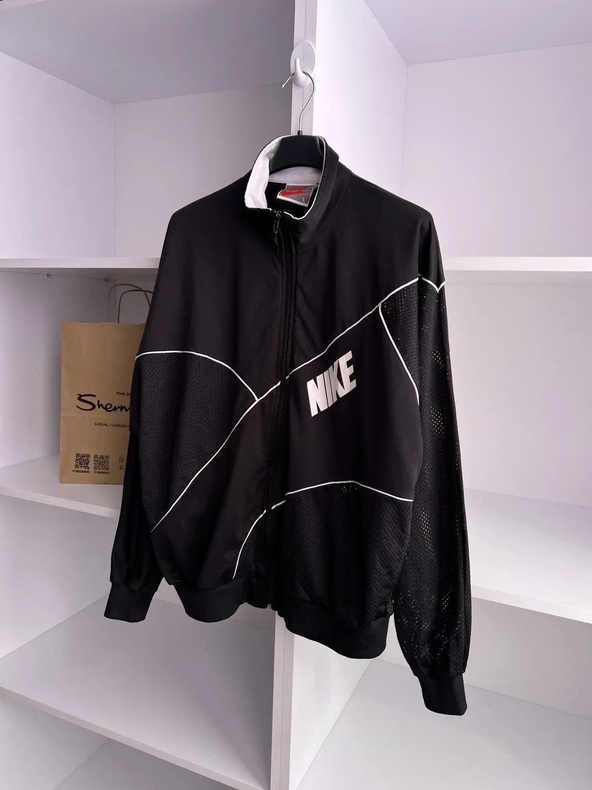 Nike × Vintage Vintage Nike 90s Track Zip Sweatshirt Size US L / EU 52-54 / 3 - 8 Thumbnail