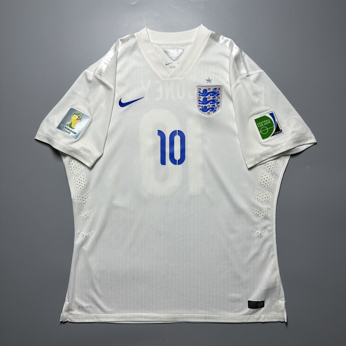 Vintage ENGLAND NIKE 2014 WORLD CUP FOOTBALL HOME JERSEY #10 ROONEY Size US XXL / EU 58 / 5 - 2 Thumbnail