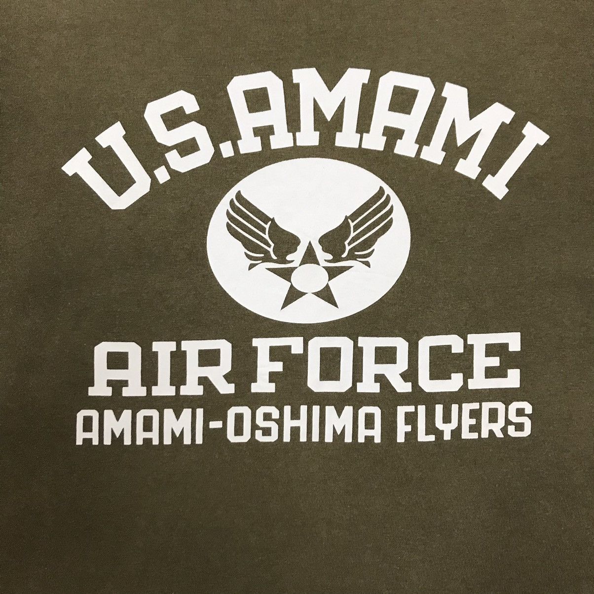 Vintage VINTAGE U.S. AMAMI AIRFORCE MILITARY TSHIRT Size US L / EU 52-54 / 3 - 9 Thumbnail