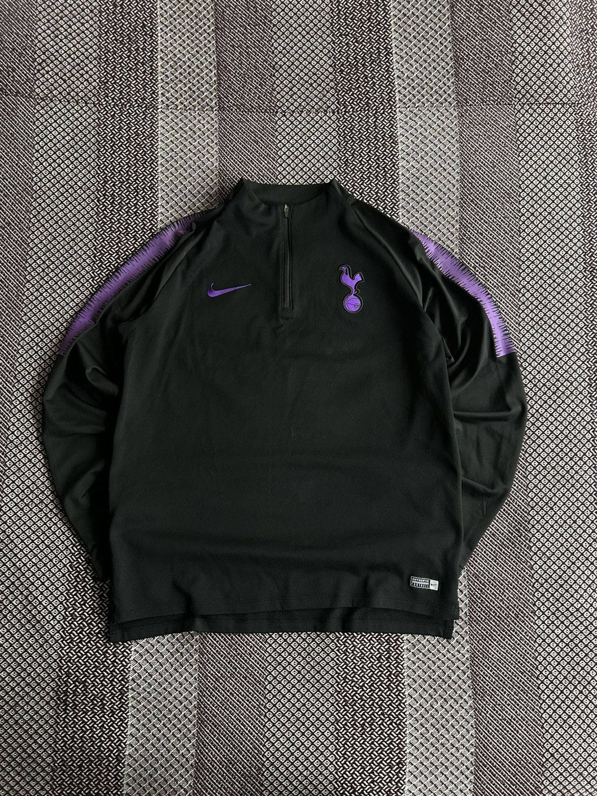 Nike Nike x Tottenham Hotspur Training Long Sleeve Size S Size US L / EU 52-54 / 3 - 1 Thumbnail
