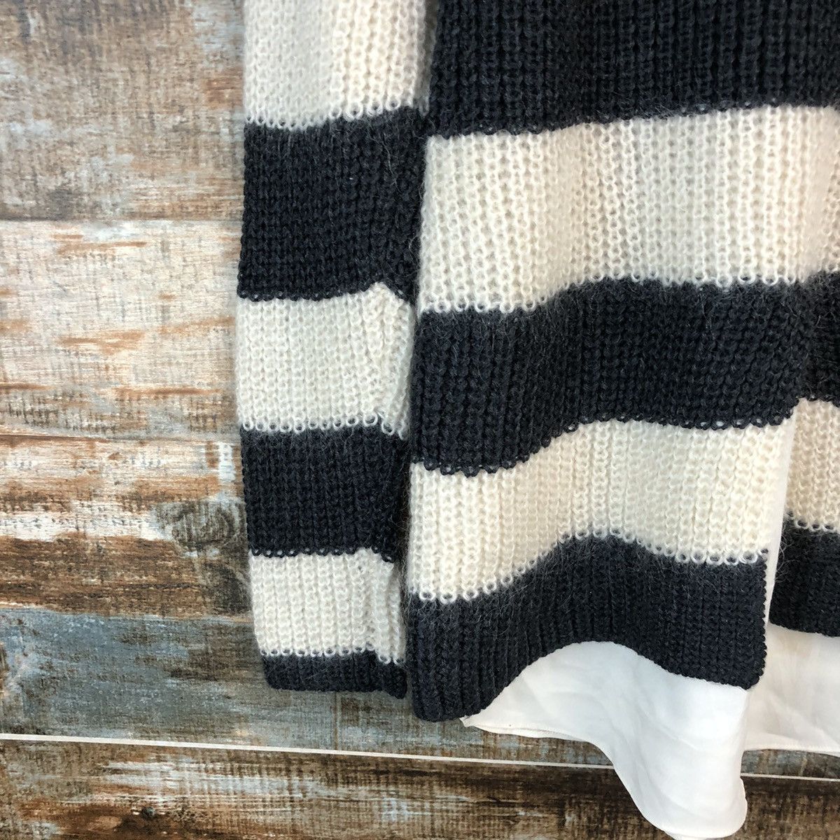 Ann Taylor × OVER THE STRiPES Ann Taylor Stripe Brown Knitwear #A2235 Size S / US 4 / IT 40 - 14 Thumbnail