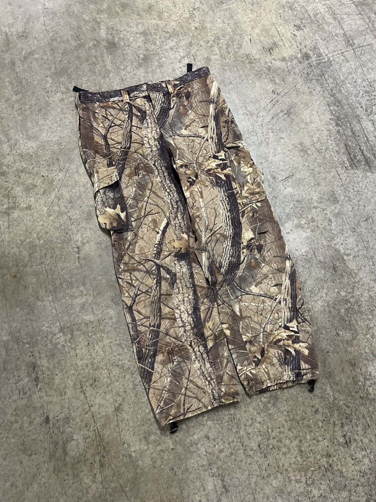 Realtree × Vintage Realtree camo baggy fit cargo pants streetwear hype Size US 38 / EU 54 - 3 Thumbnail