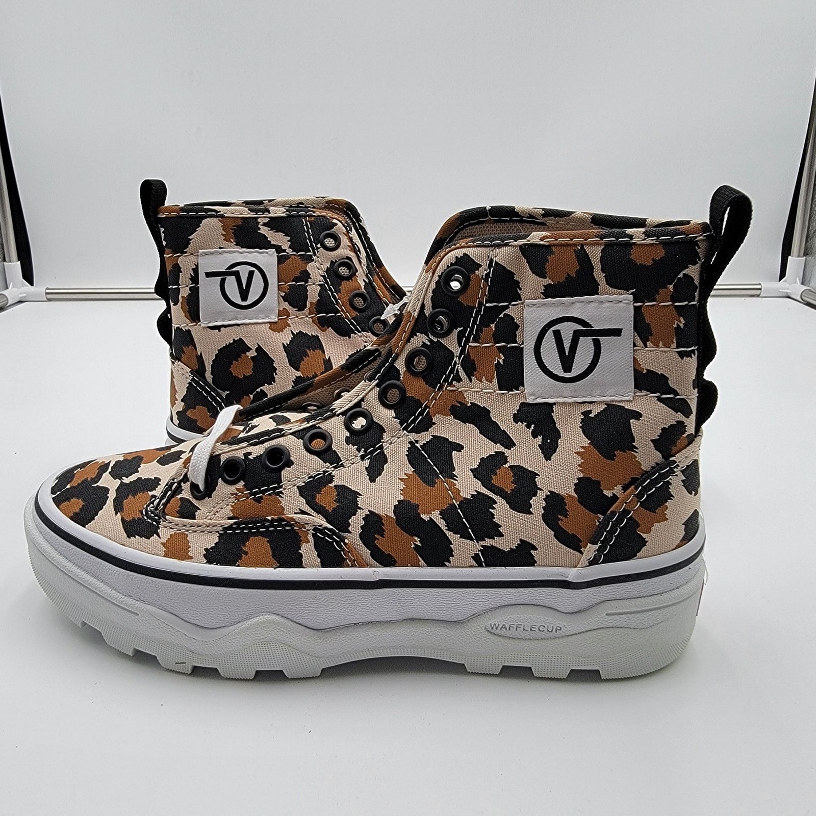 Vans VANS Sentry WC Leopard Shifting Sand Sz 5M/6.5W VN0A4P3K4XB1 Size US 6.5 / IT 36.5 - 1 Thumbnail