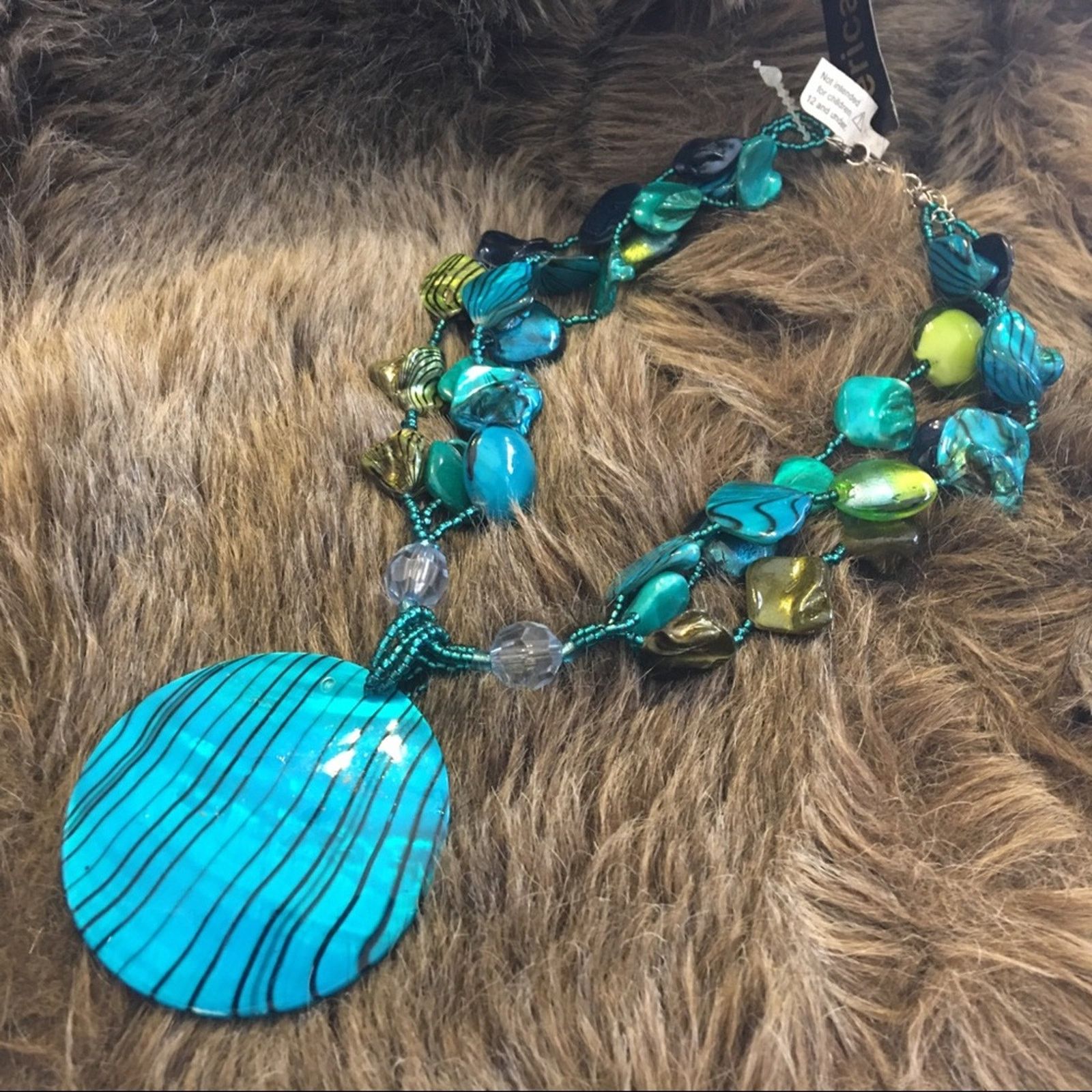 Jewelry Erica blue & green tone painted shell jewelry set Size ONE SIZE - 8 Thumbnail