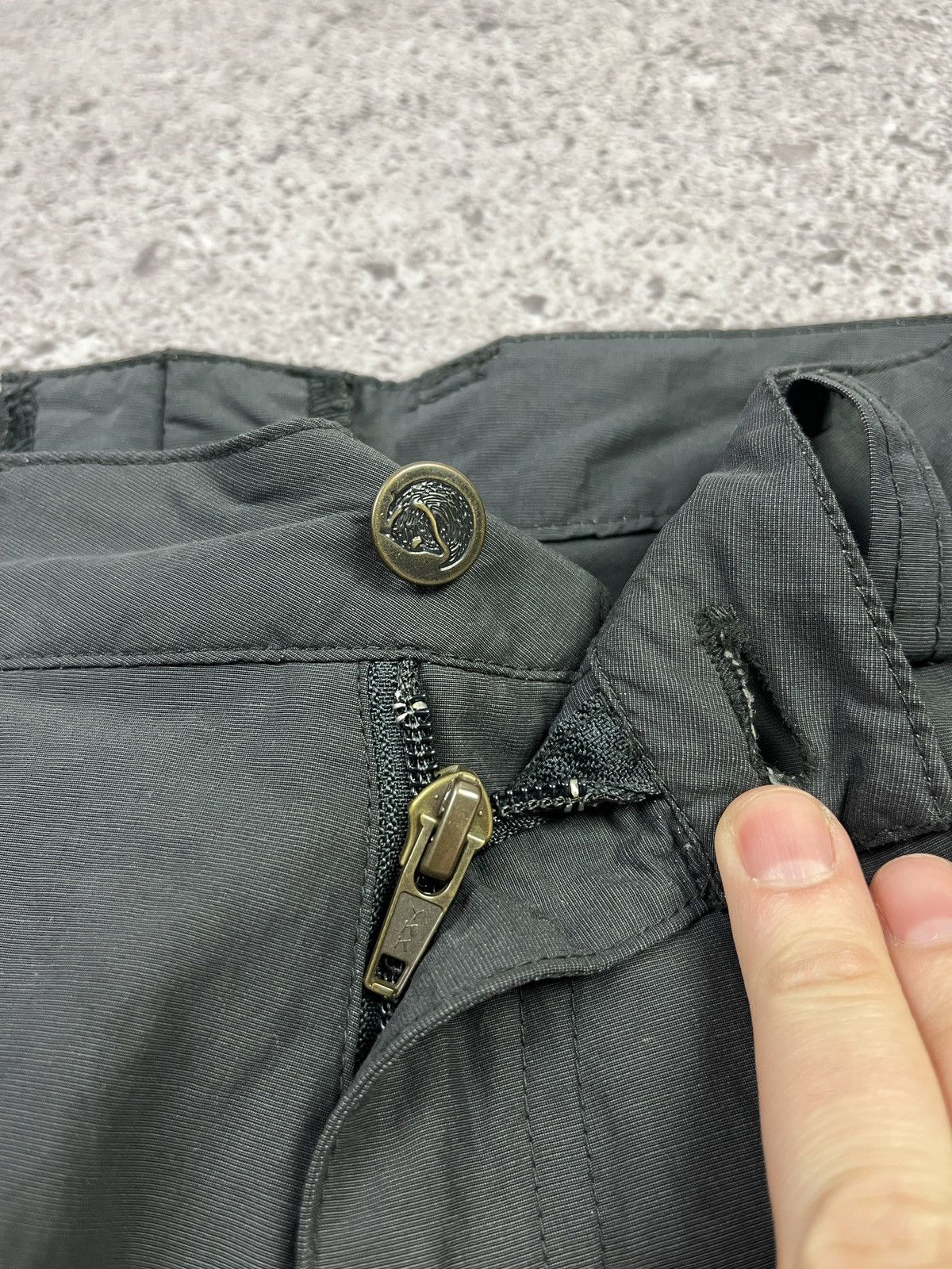 Fjallraven Fjällräven Karl MT Cargo Shorts Dark Grey Hiking Outdoor Size US 30 / EU 46 - 6 Thumbnail