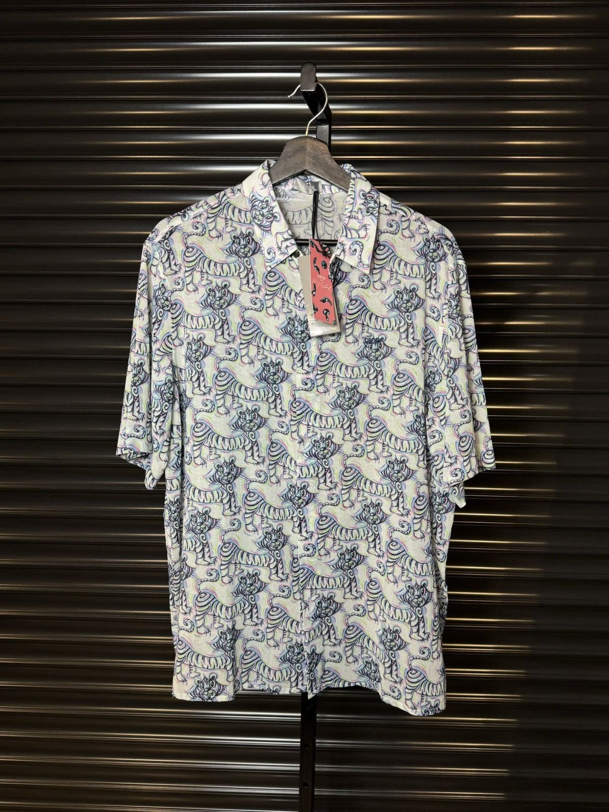 Dior Dior Kenny Scharf SS21 Psychedelic Tiger Print Button Up NWT Size US M / EU 48-50 / 2 - 2 Thumbnail
