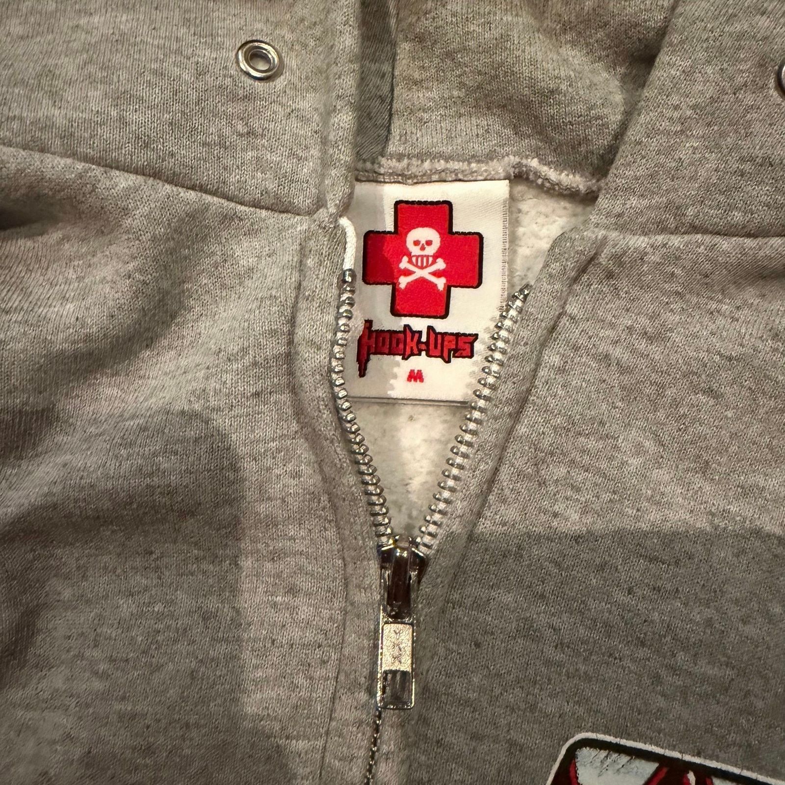 Hook-Ups vintage 2000s Hook-Ups skateboards anime girl zip-up hoodie Size US M / EU 48-50 / 2 - 2 Thumbnail