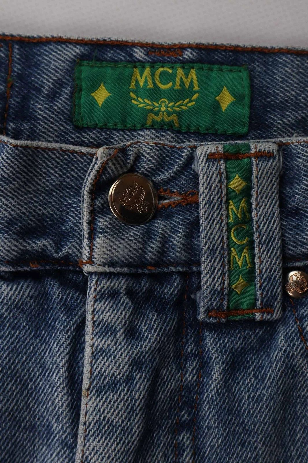 MCM Women's MCM Luxury Vintage Jeans Rhinestone Logo Med W25/L31 Size 25" / US 0 / IT 36 - 3 Thumbnail