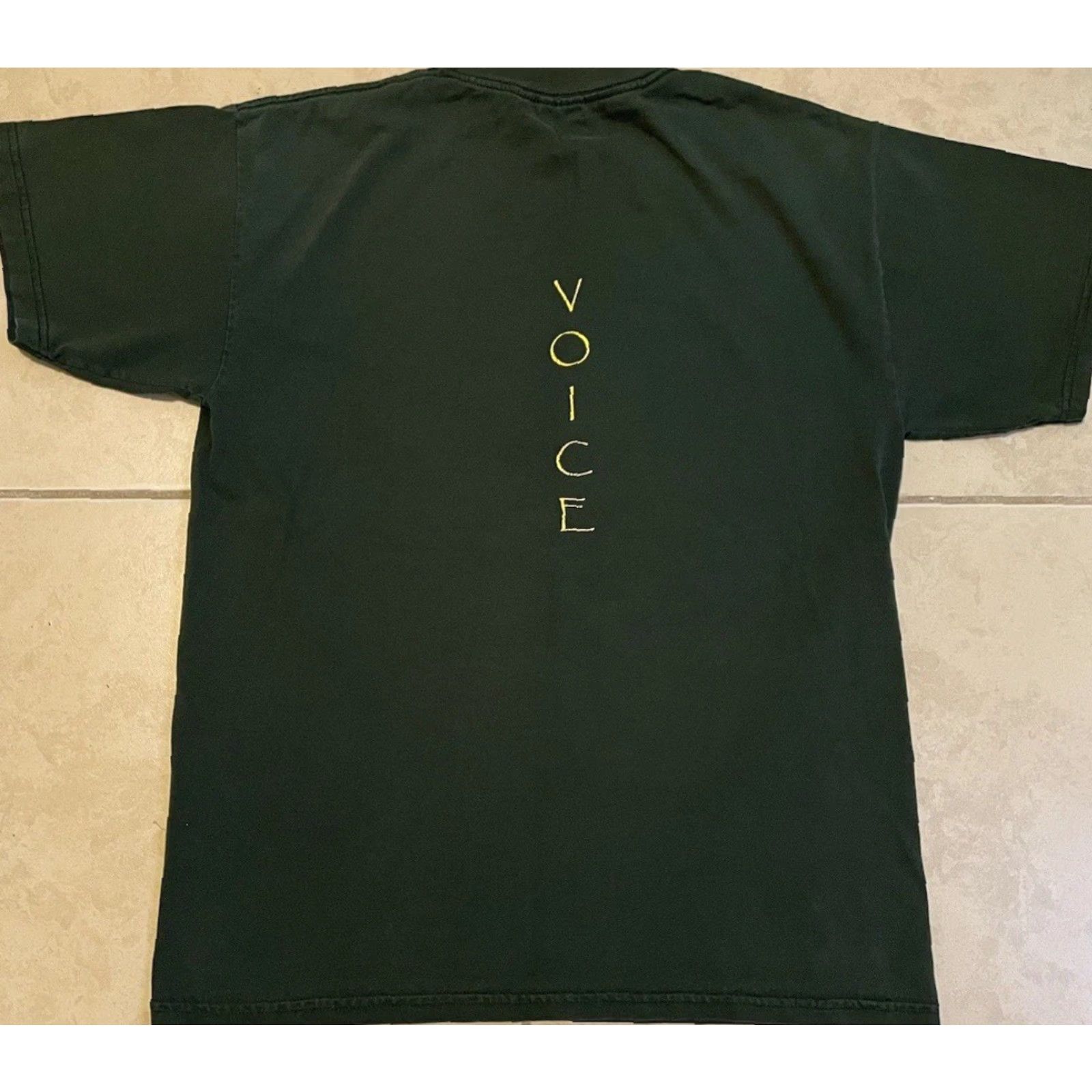 Folk Vtg Indigo Girls Shirt S Green Distressed 2likeminds Graphic Tee Band Tour Retro Rock Mens Size US S / EU 44-46 / 1 - 2 Thumbnail