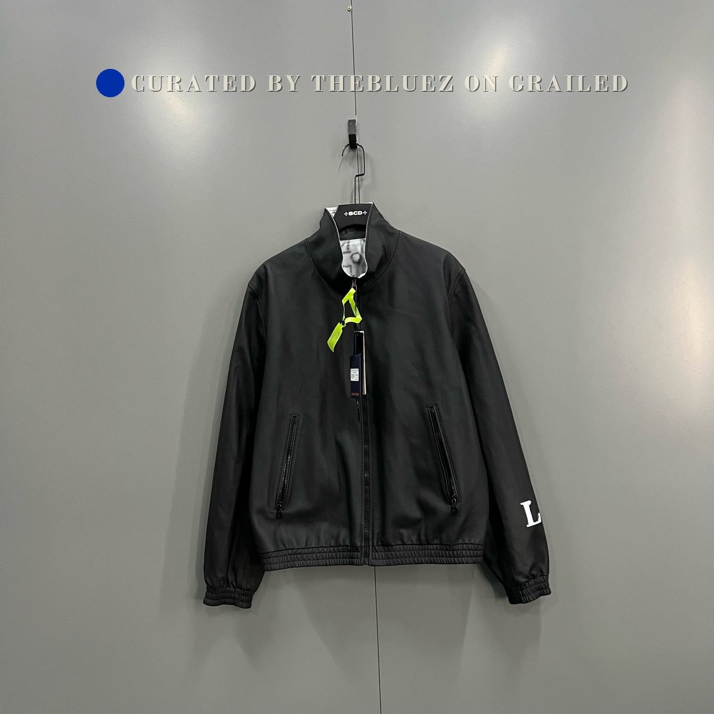 Kim Jones × Louis Vuitton Louis Vuitton SS14 Gaston “V” logo