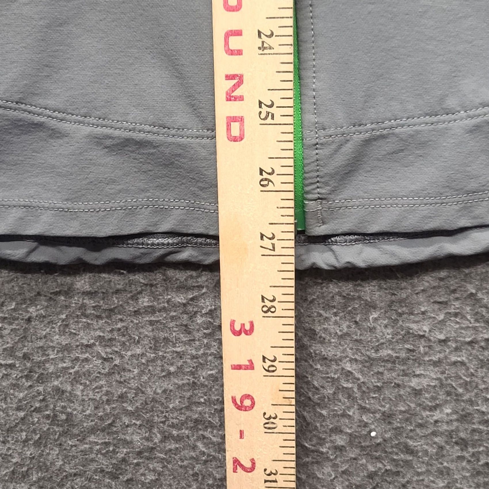 Eddie Bauer Eddie Bauer First Ascent Sandstone Shield Softshell Jacket Mens L Gray Regular Fit Size US L / EU 52-54 / 3 - 5 Thumbnail