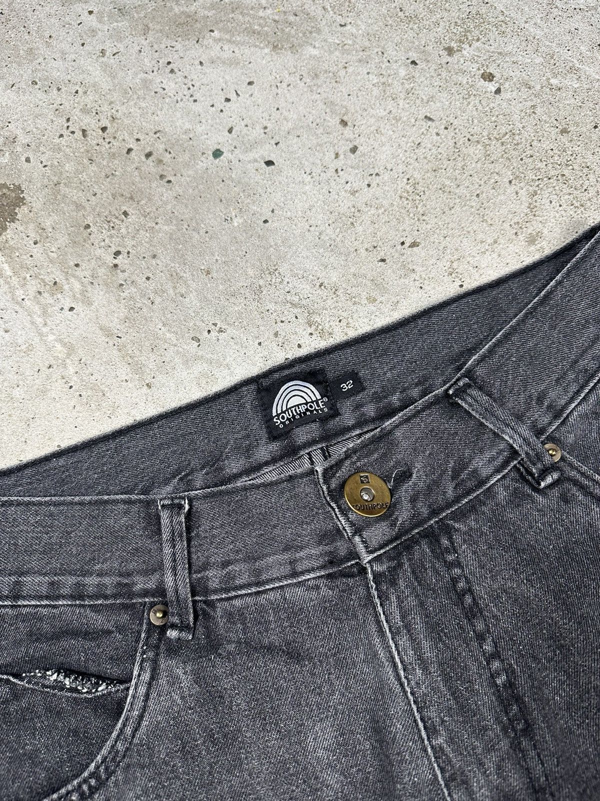 Southpole × Vintage Vintage Southpole Grey Baggy Embroidery Logo Denim Pants Size US 32 / EU 48 - 7 Thumbnail