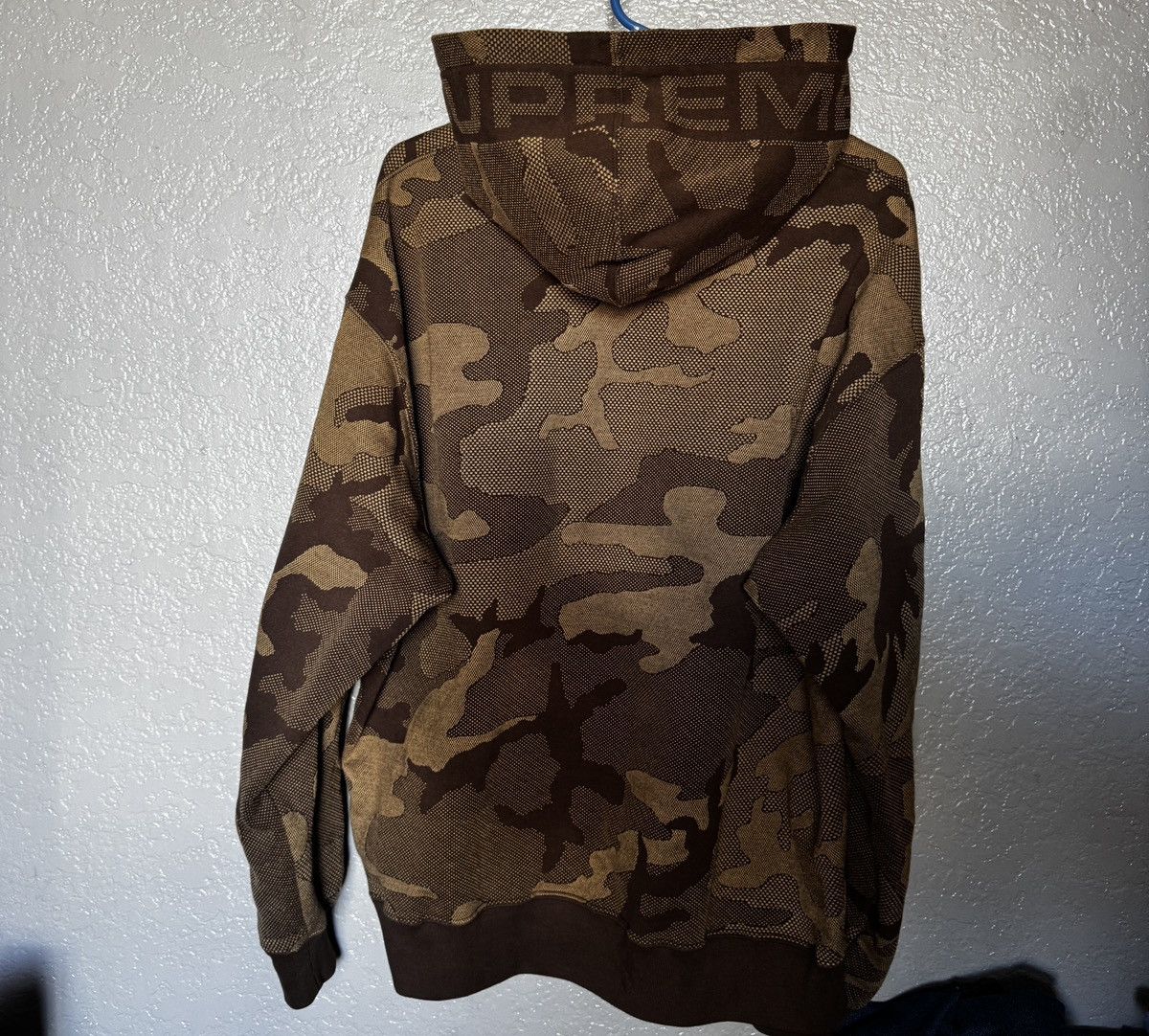 Supreme Supreme Jacquard Stripe Hooded Sweatshirt Size US L / EU 52-54 / 3 - 2 Thumbnail