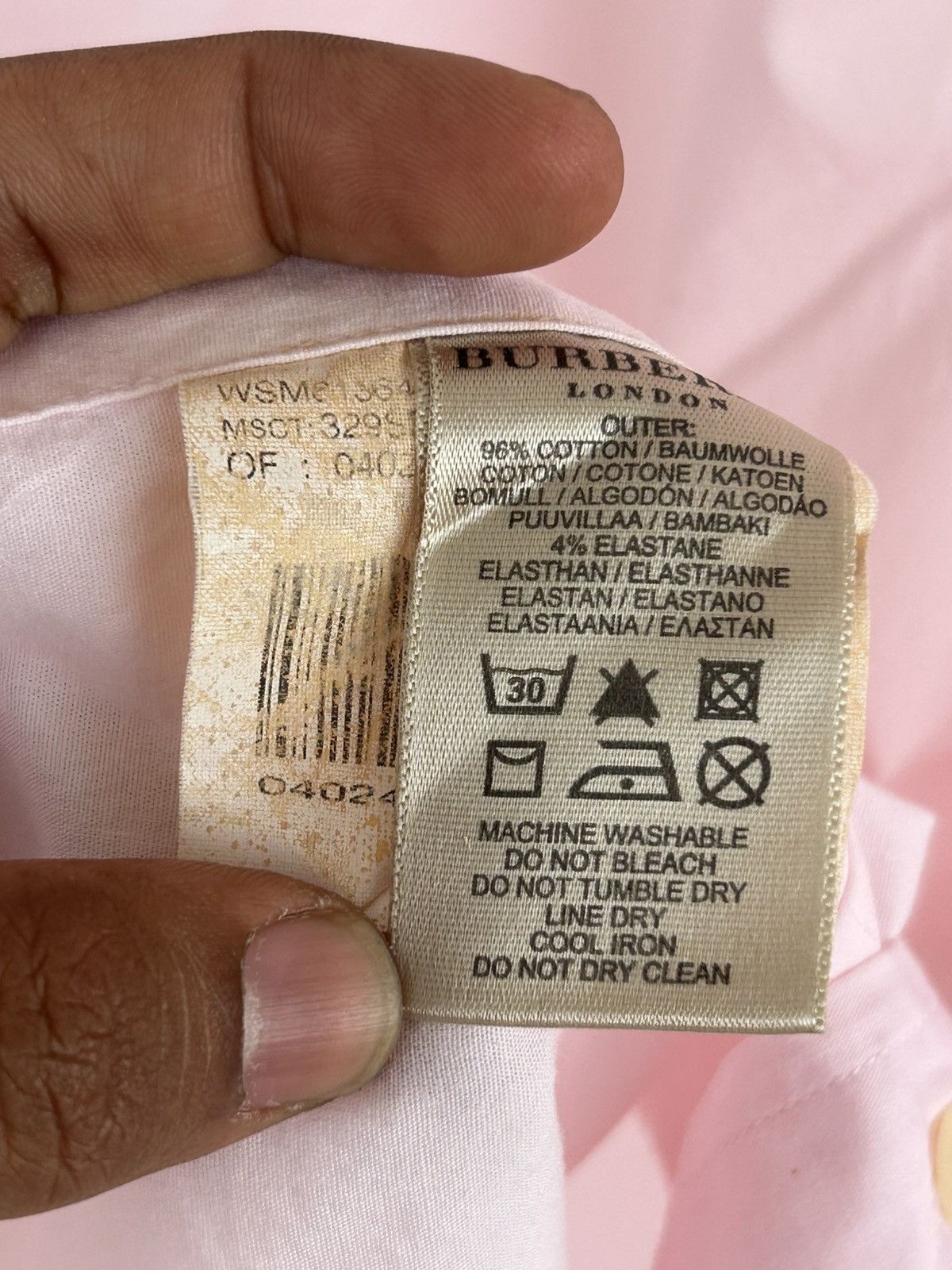 Burberry Burberry London Vintage Pink Button Up Shirt Size US M / EU 48-50 / 2 - 5 Thumbnail