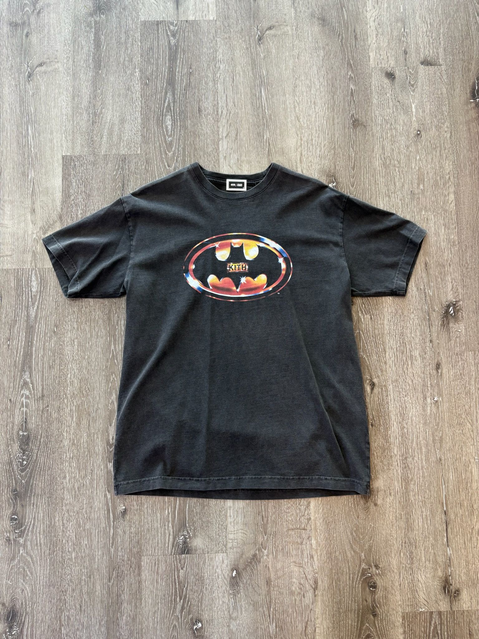 Kith Kith x Batman Logo "Vintage" Tee (Black) Size US M / EU 48-50 / 2 - 1 Thumbnail
