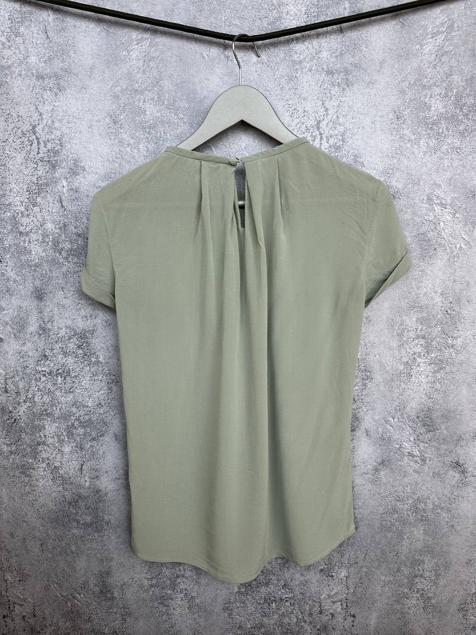 Brunello Cucinelli Brunello Cucinelli Linen/Silk Blouse Beaded Trim Italy SS Size XS / US 0-2 / IT 36-38 - 2 Thumbnail