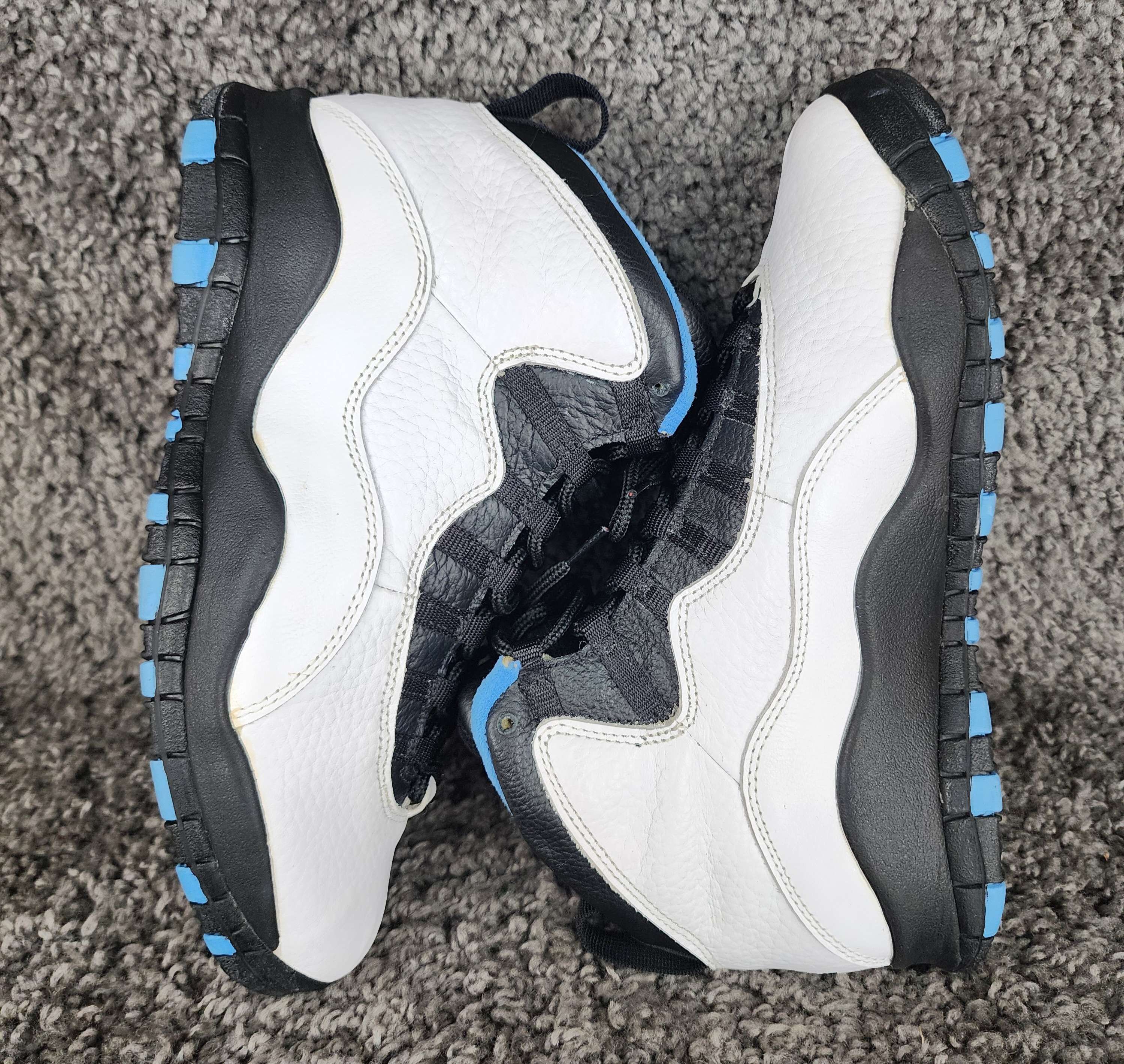 Jordan Brand Vintage Y2K Air Jordan 10 OG 'Powder Blue' 1995 Size US 9.5 / EU 42-43 - 1 Thumbnail