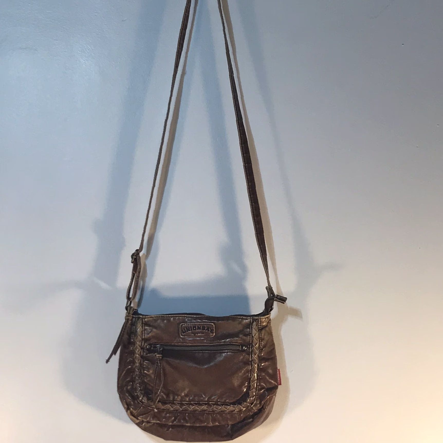 Vintage Unionbay Women's Crossbody Bag - Medium Faux Leather, Golden Brown, Zip Closure, Adjustable Strap, Lightweight, Stylish, Rustic, 11.5x9.5 inches Size ONE SIZE - 2 Thumbnail