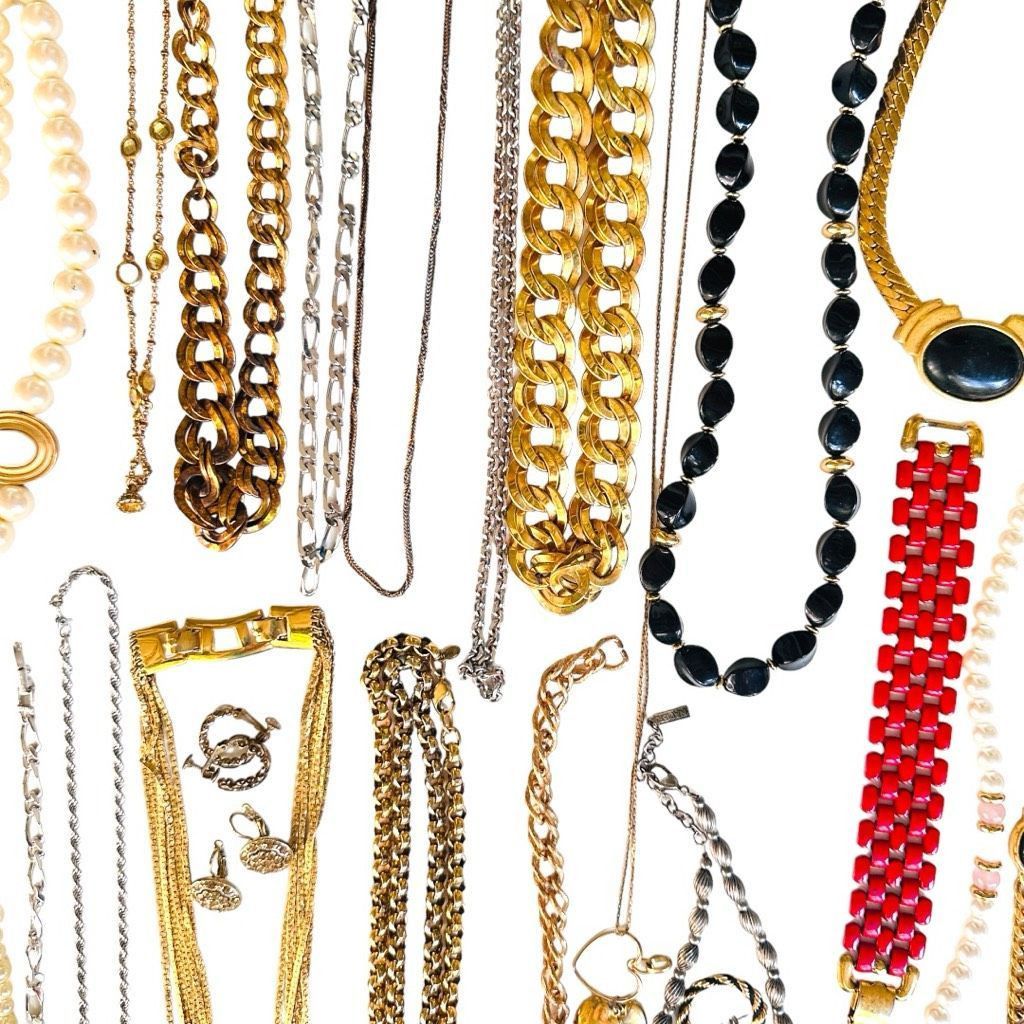 Monet ALL SIGNED TRIFARI MONET NAPIER Vintage Bulk Jewelry Lot Bro Size ONE SIZE - 4 Thumbnail