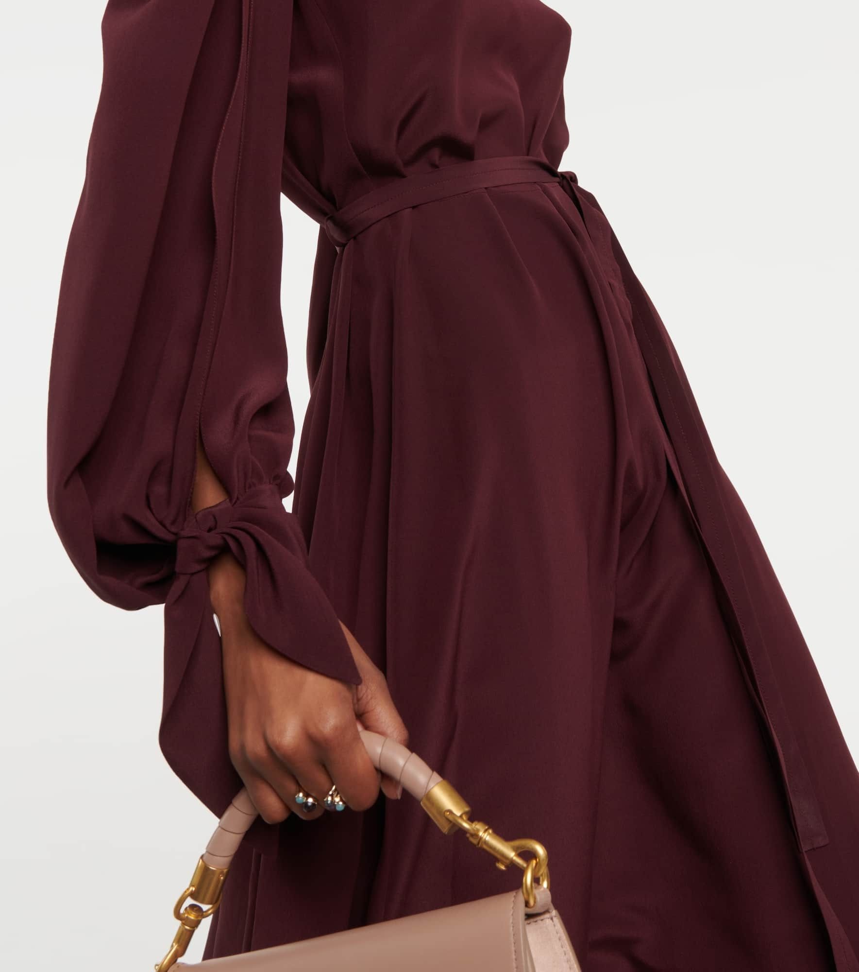 Chloe o1y0825 Midi Dress in Plum Size M / US 6-8 / IT 42-44 - 3 Thumbnail