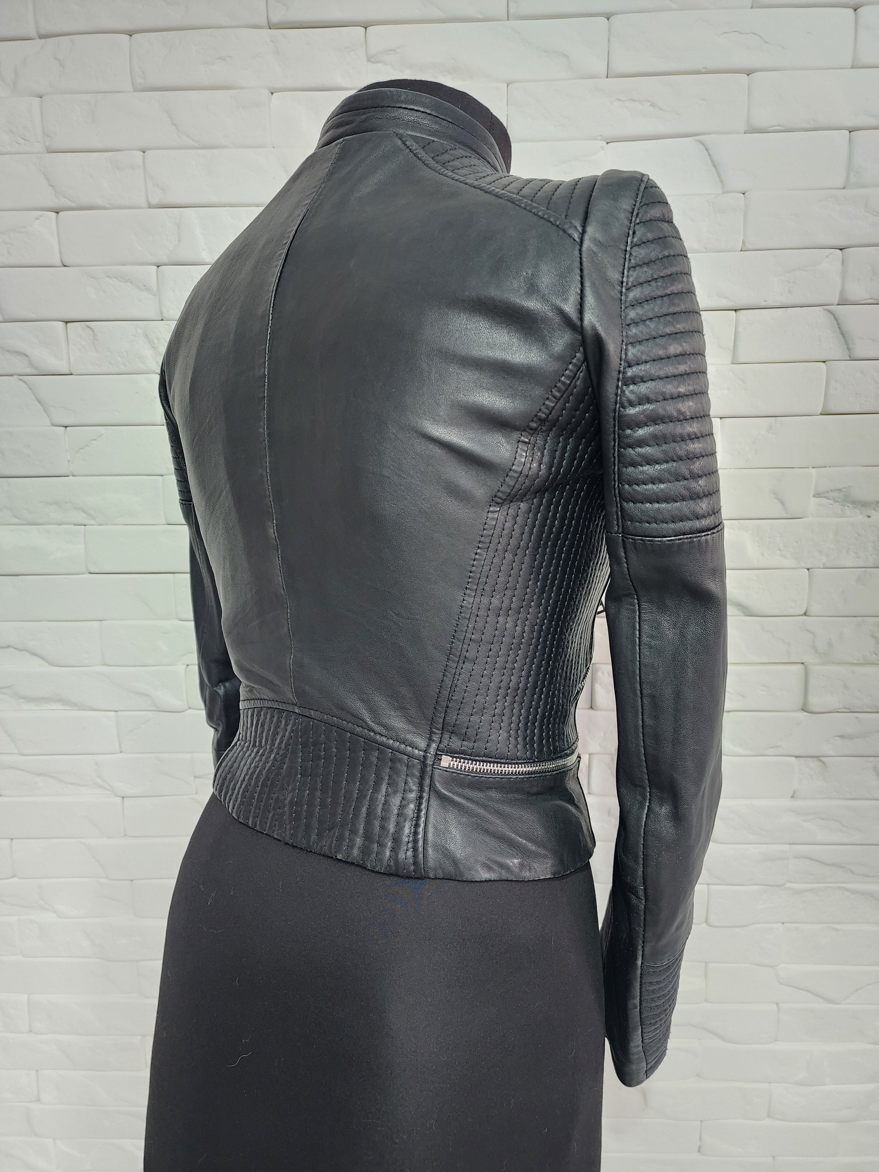 Genuine Leather Black leather women's jacket. Size S / US 4 / IT 40 - 5 Thumbnail