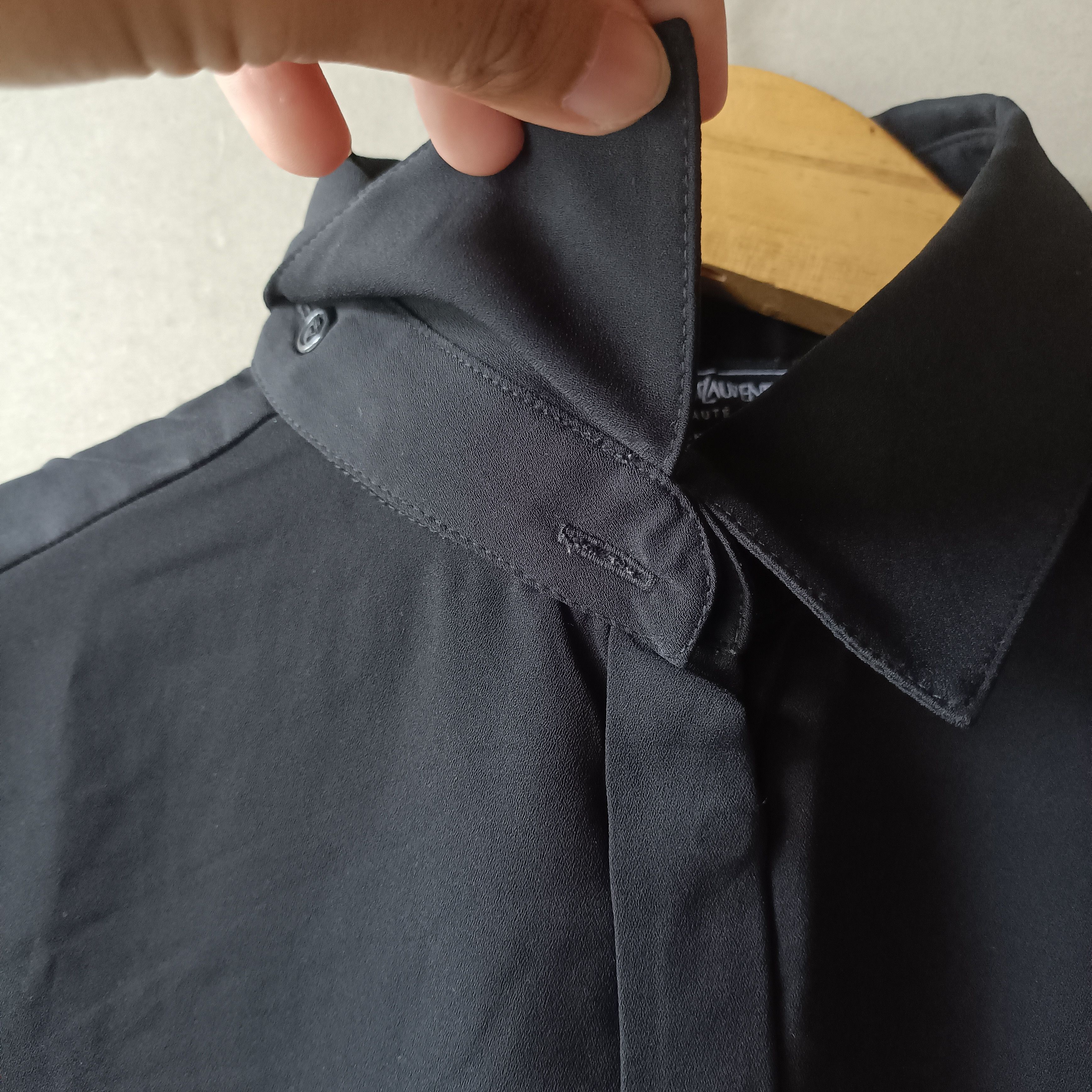 Yves Saint Laurent YSL Beute Uniform NFS Black Tops Size US S / EU 44-46 / 1 - 3 Thumbnail