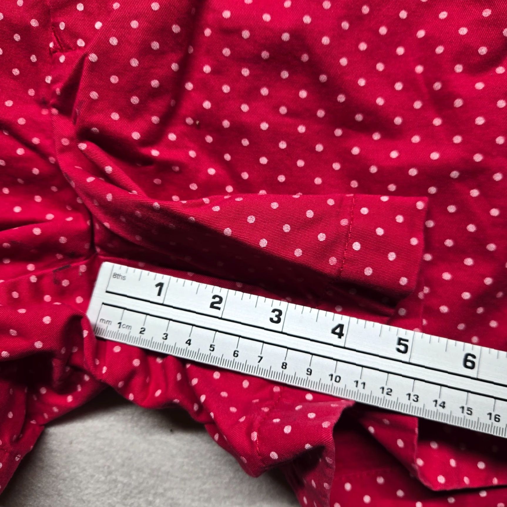 Tommy Hilfiger Tommy Hilfiger Red Poka Dot Shorts Adult Women's Size 8 - Red Solid Pockets Cotton Casual Summer 8 Womens Size 30" / US 8 / IT 44 - 5 Thumbnail
