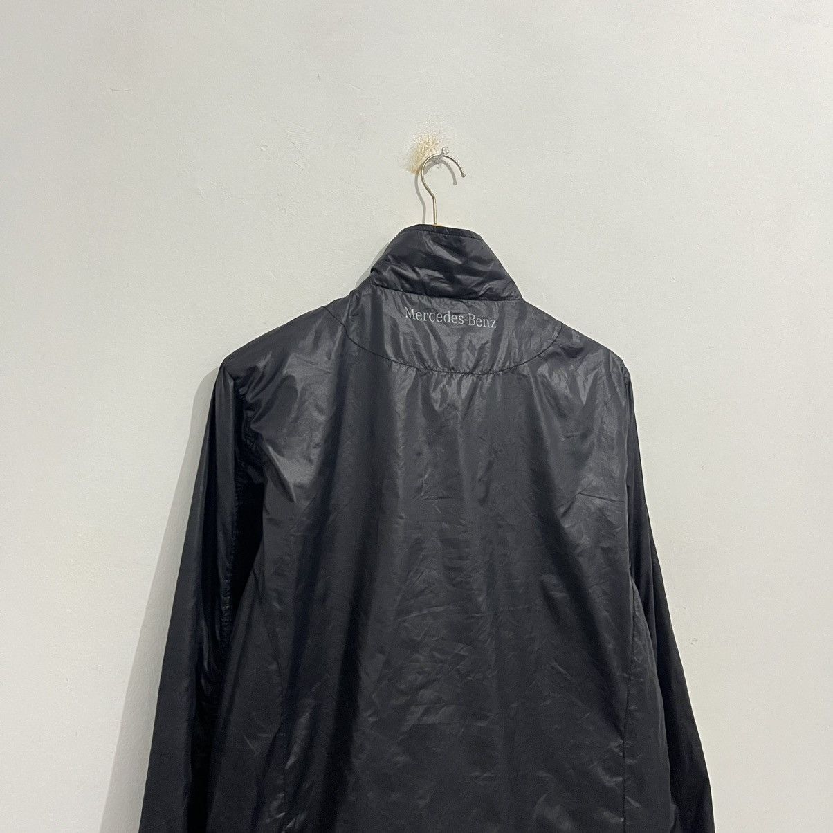 Mercedes-Benz Mercedes-Benz Windbreaker Jacket Minimalist Logo Size US L / EU 52-54 / 3 - 5 Thumbnail