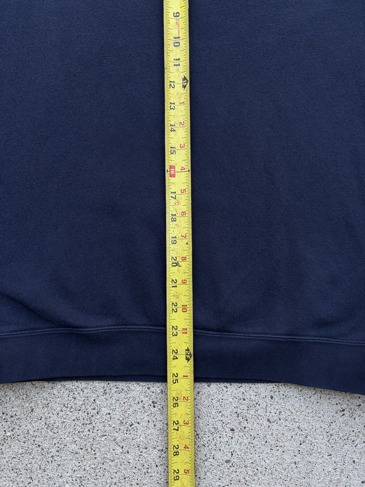 Nike × Vintage Vintage 2000s Y2K Nike Navy Blue Embroidered Swoosh Sweater Size US M / EU 48-50 / 2 - 7 Thumbnail